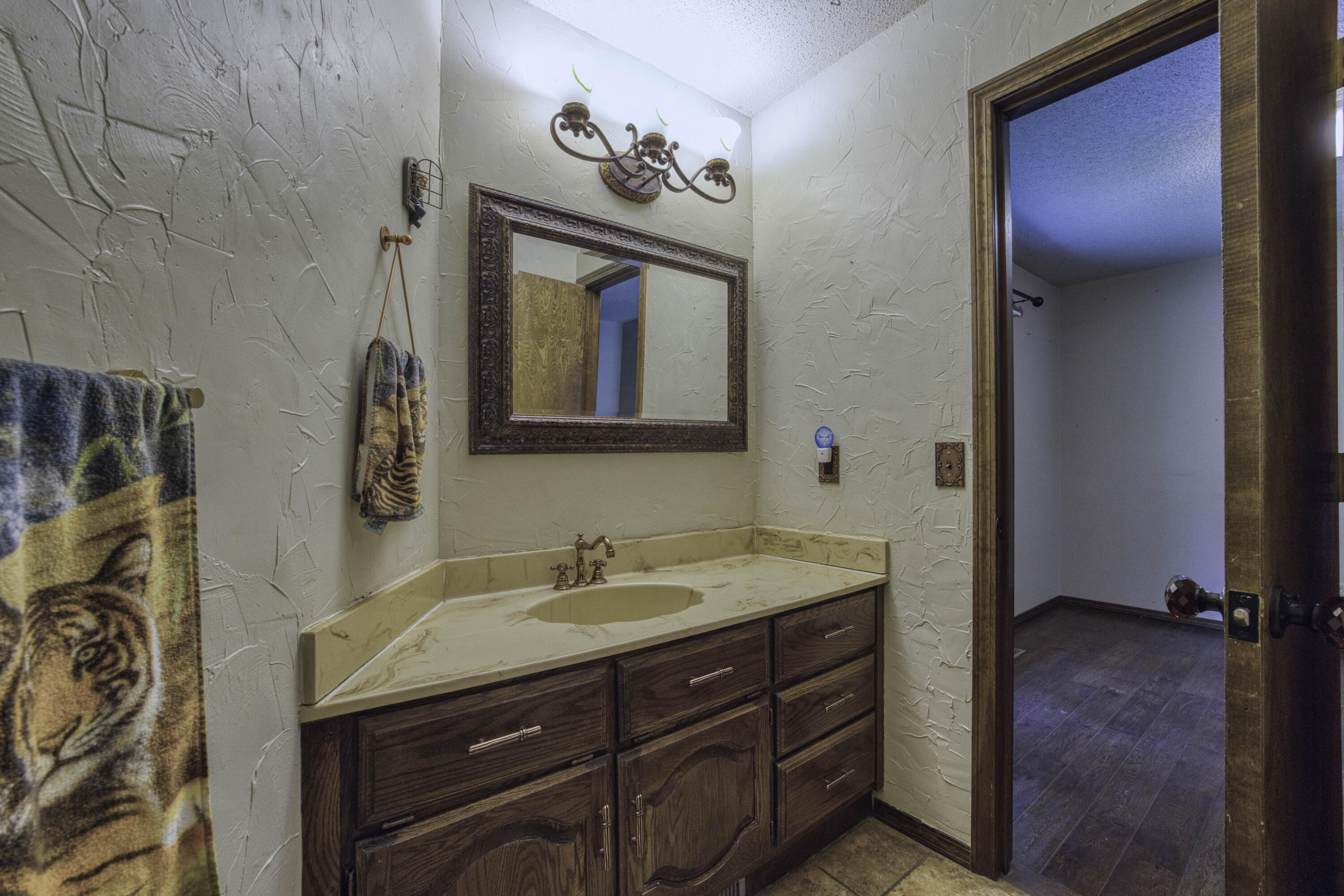 2386 West Deer Trail Court Property Photo 16