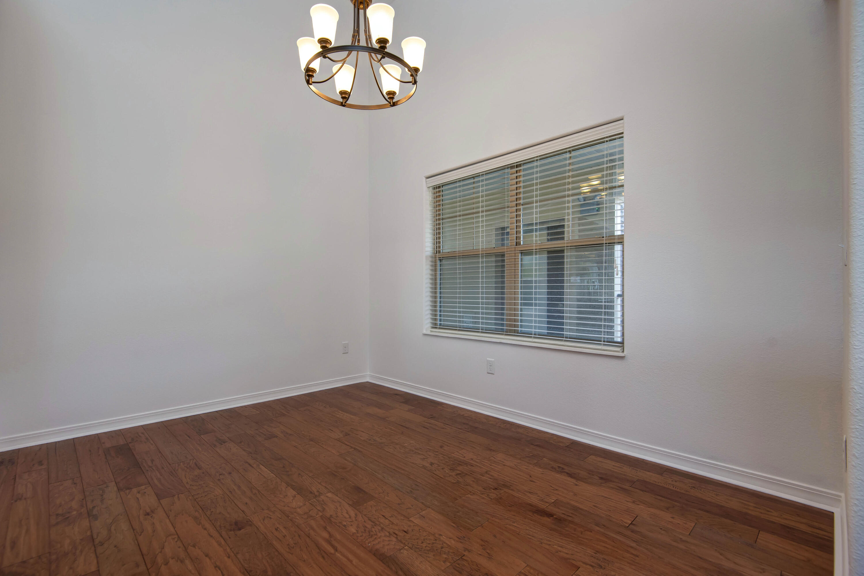 200 Majestic Drive Property Photo 7