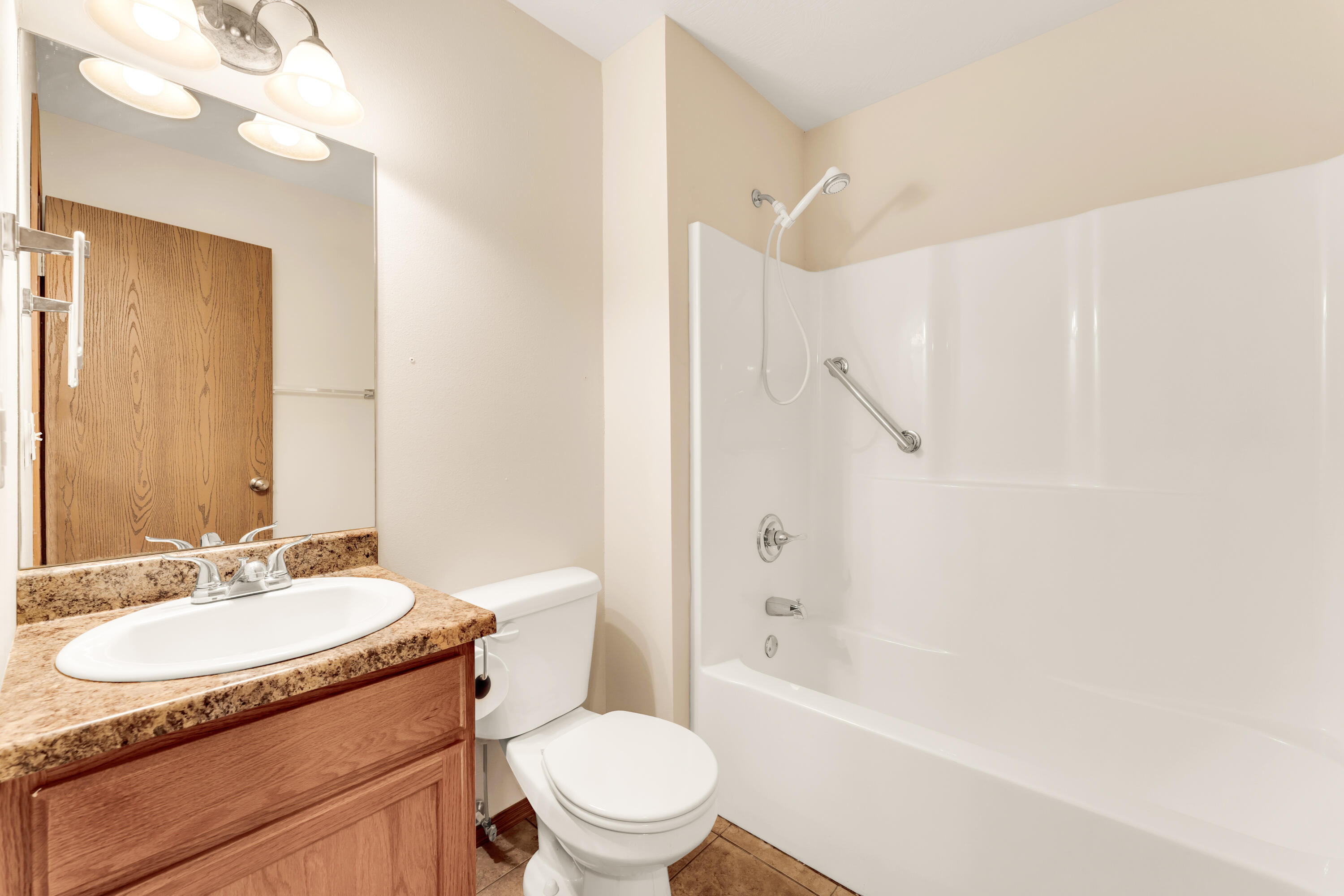 2808 South 17th Avenue Property Photo 15