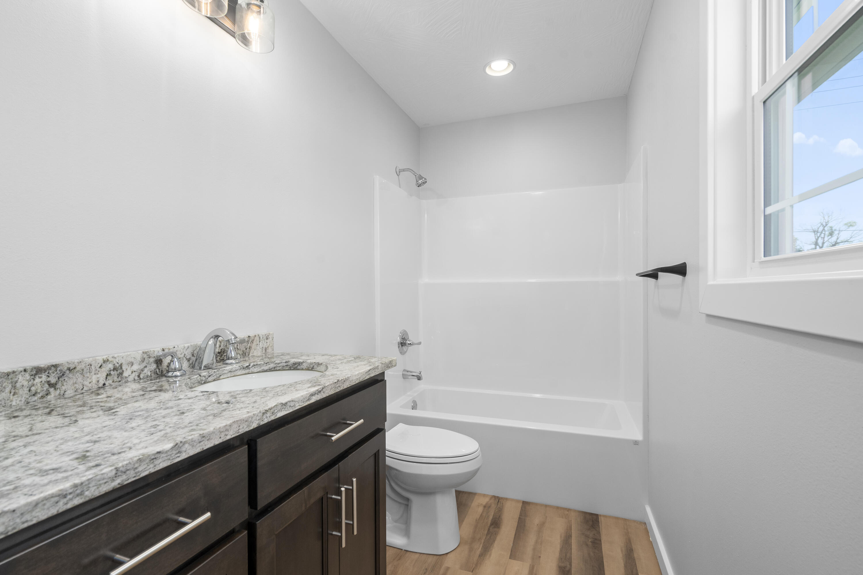 407 West Adamson Street Property Photo 14