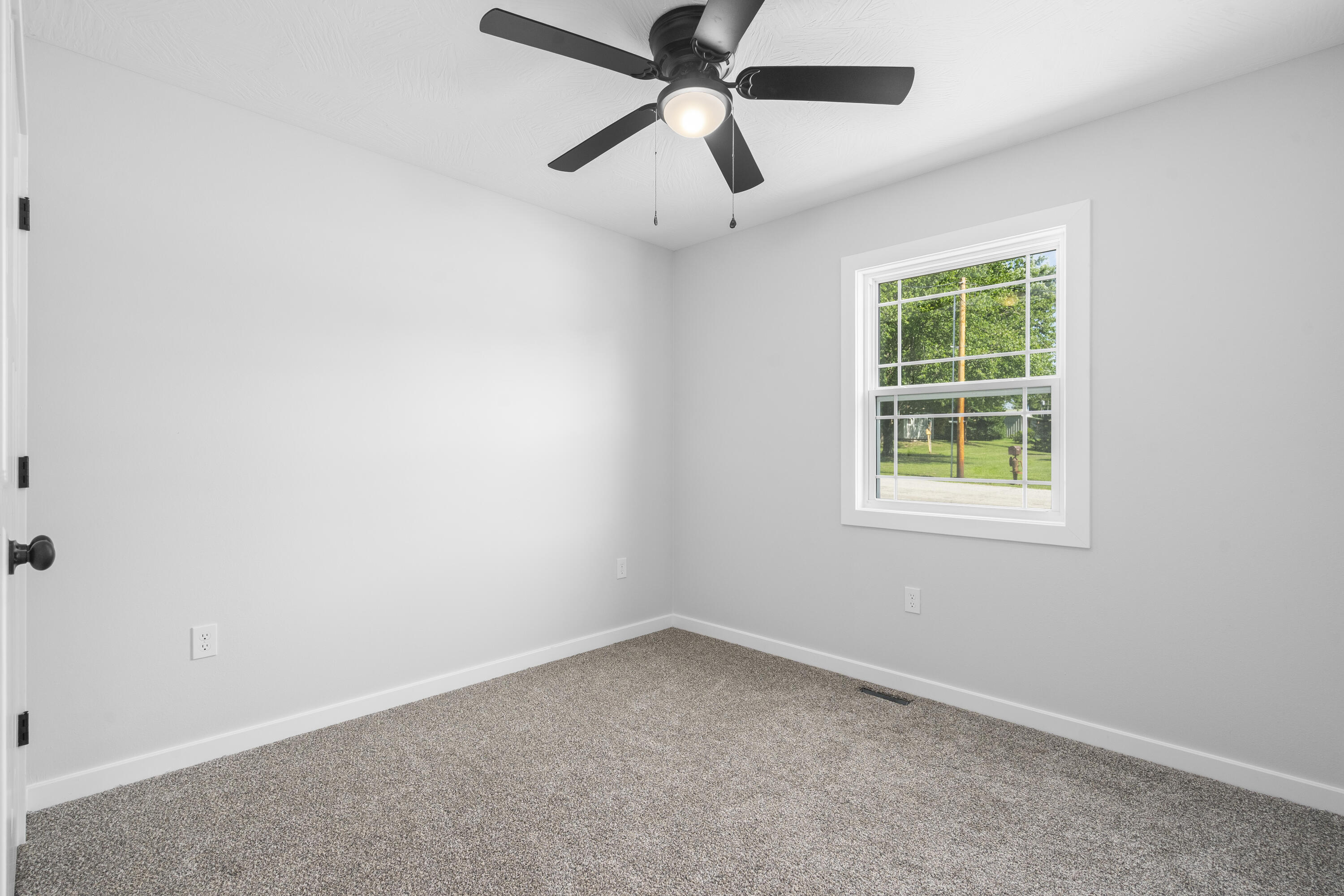 407 West Adamson Street Property Photo 15