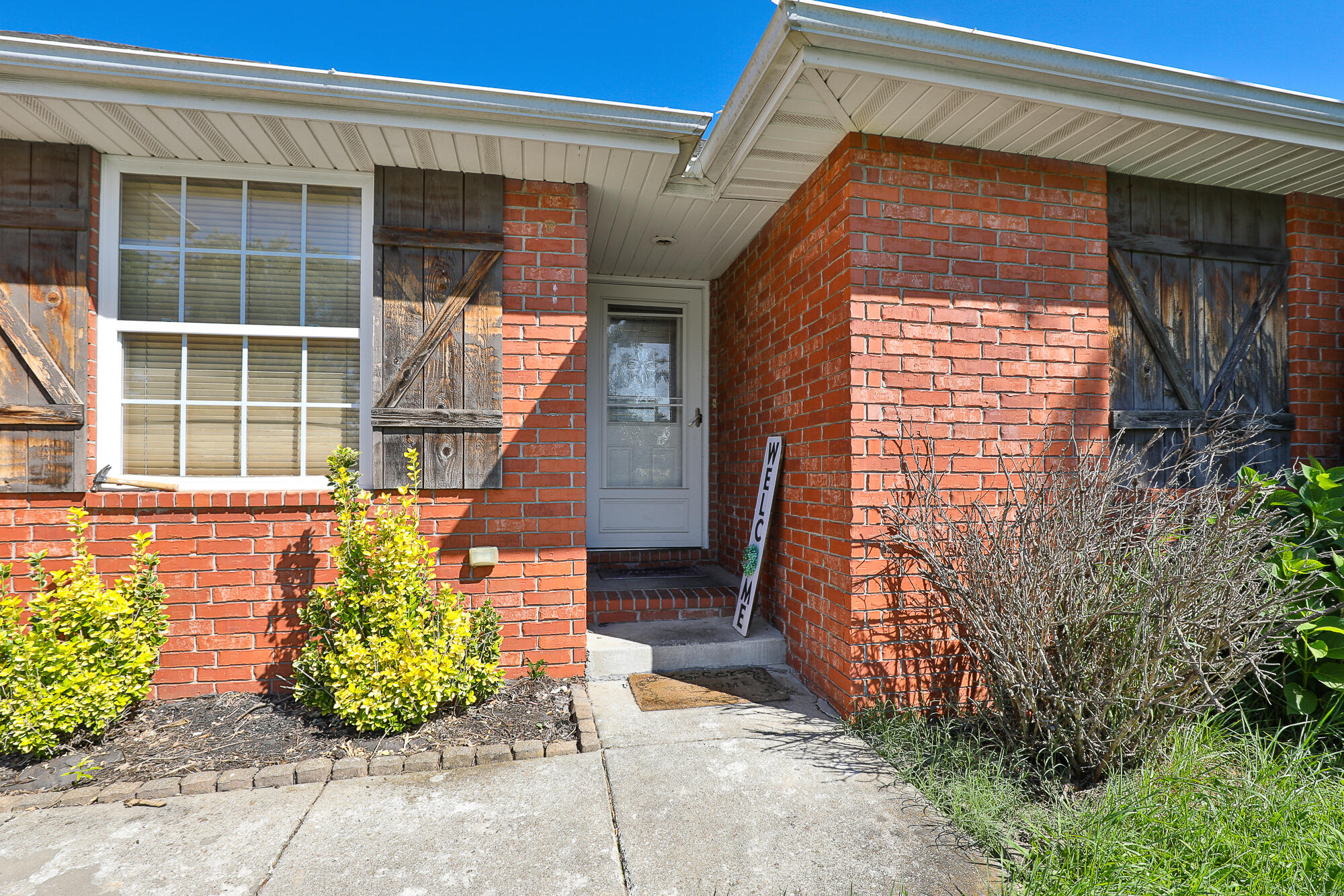 5441 Basswood Court West Property Photo 3