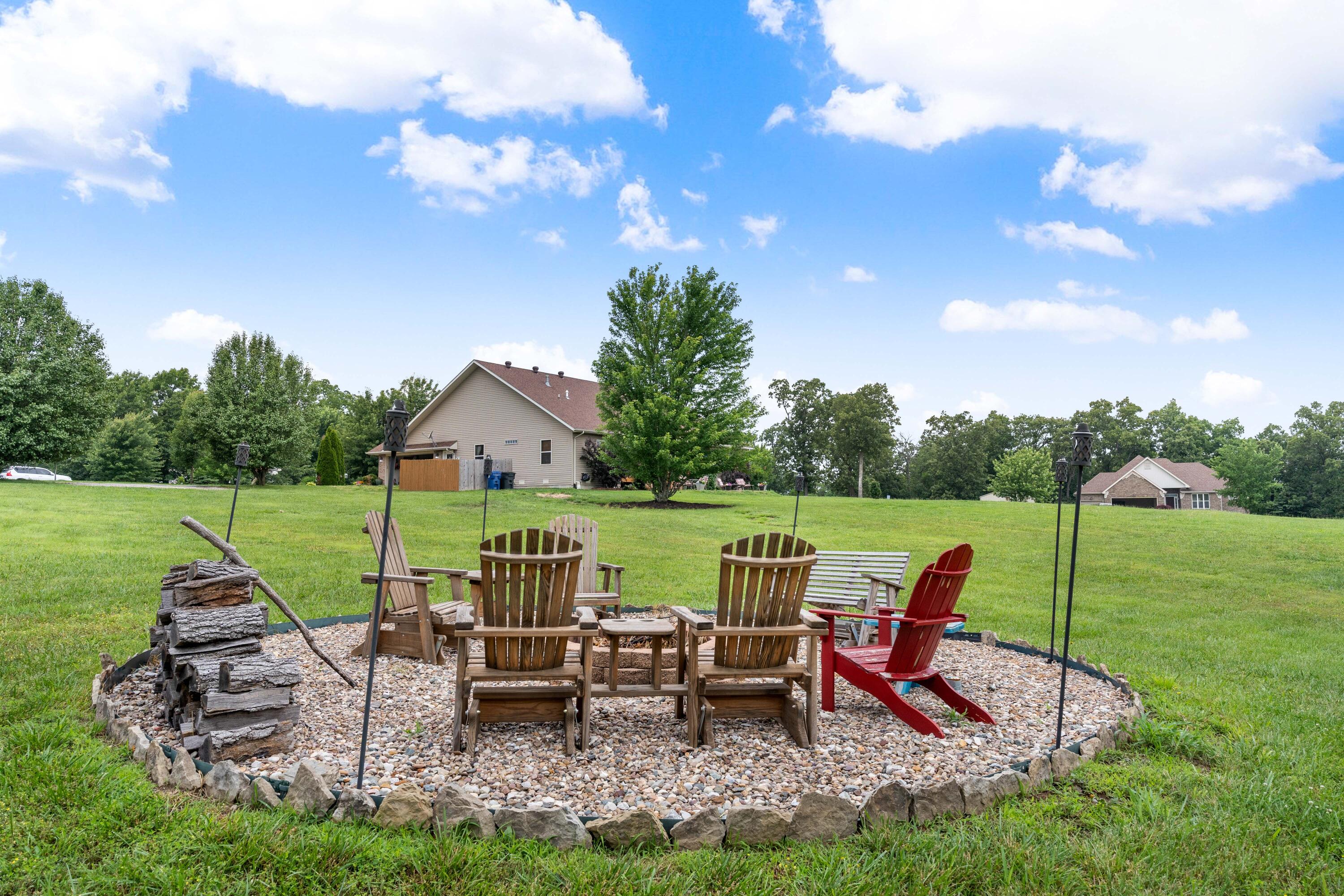 106 Finch Drive Property Photo 12