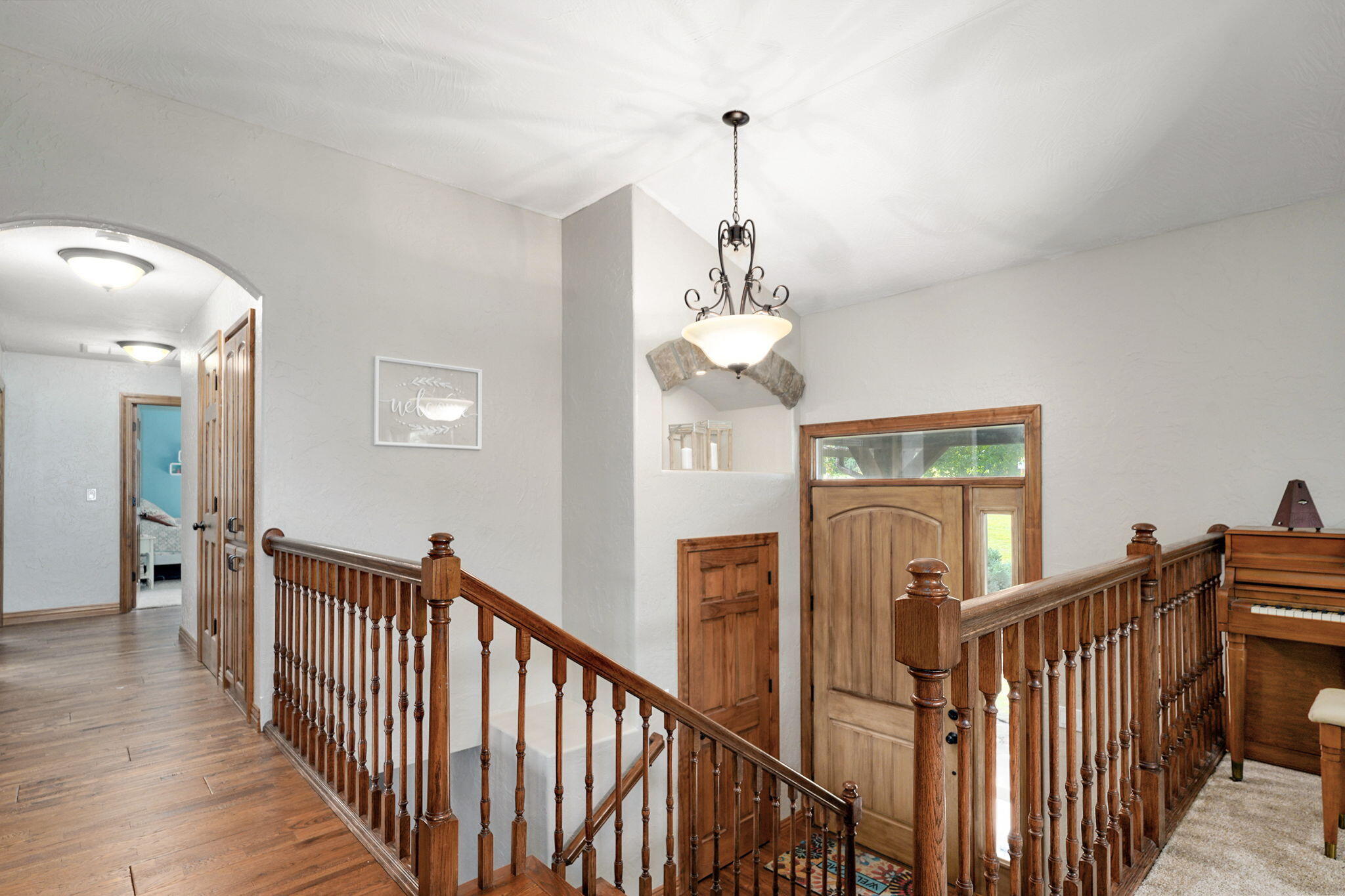 623 East Weaver Road Property Photo 8