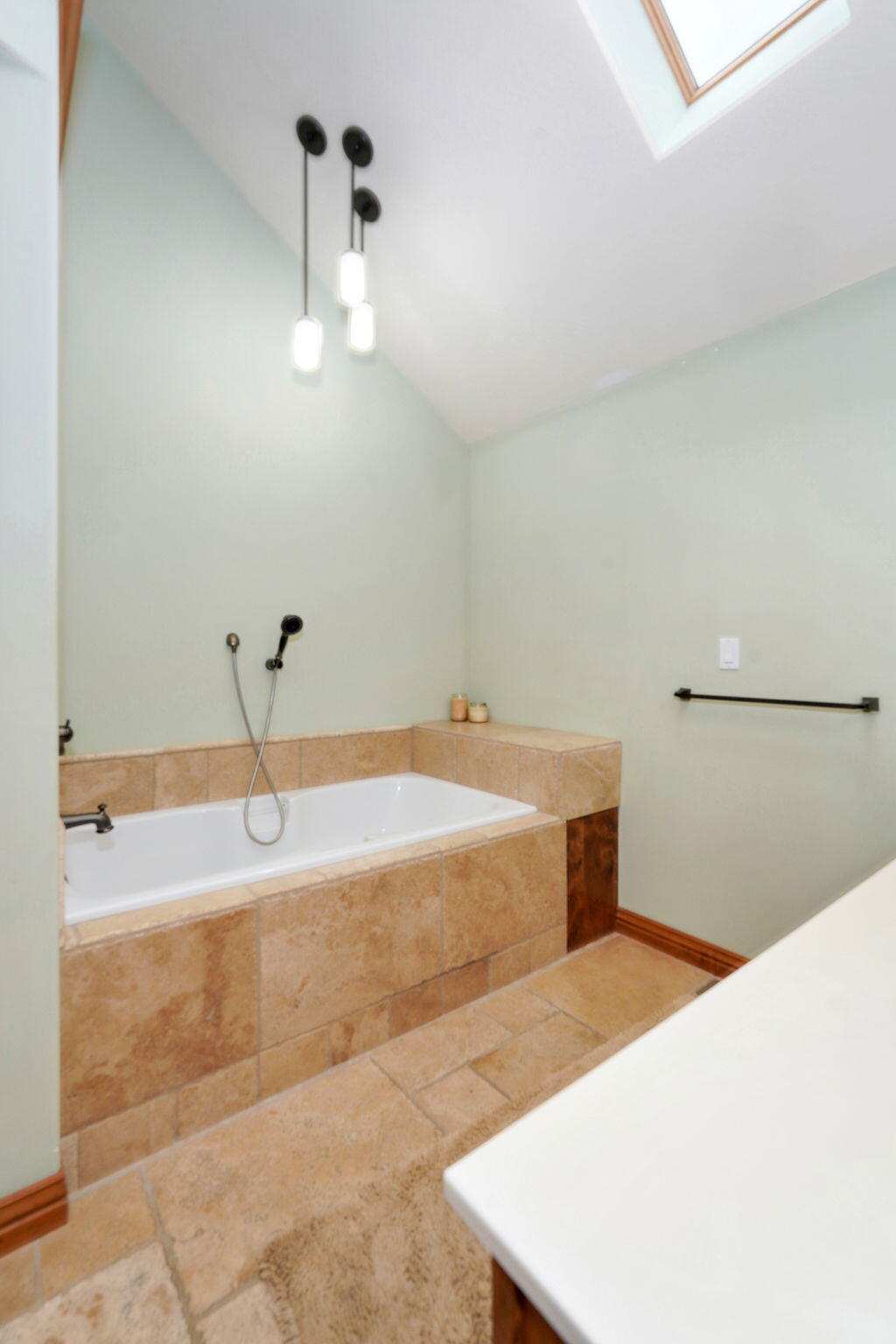 623 East Weaver Road Property Photo 25