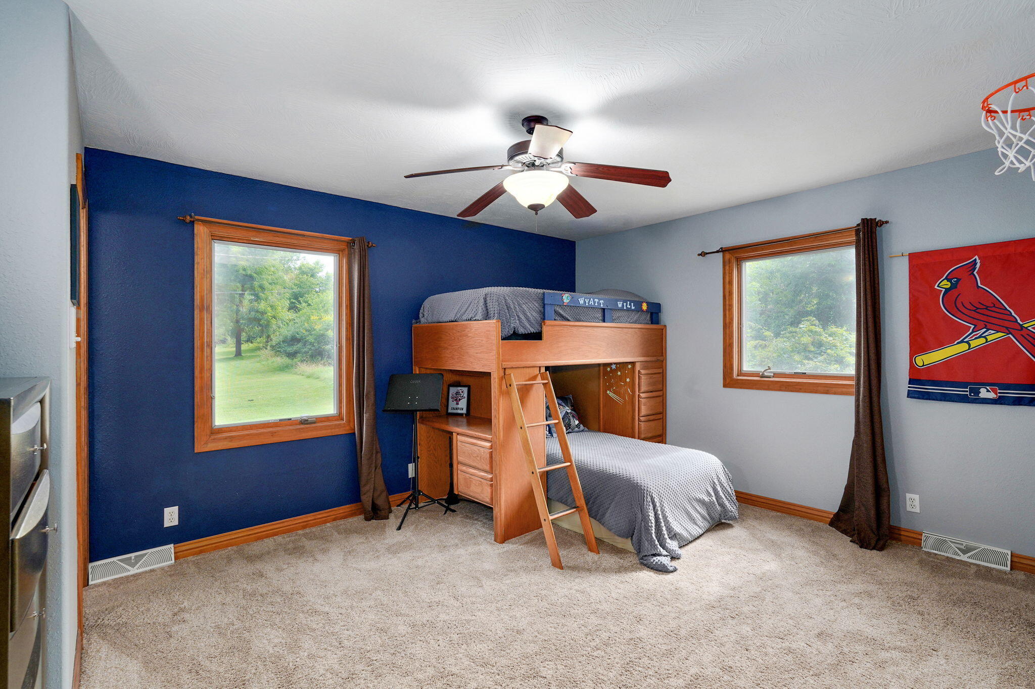 623 East Weaver Road Property Photo 29