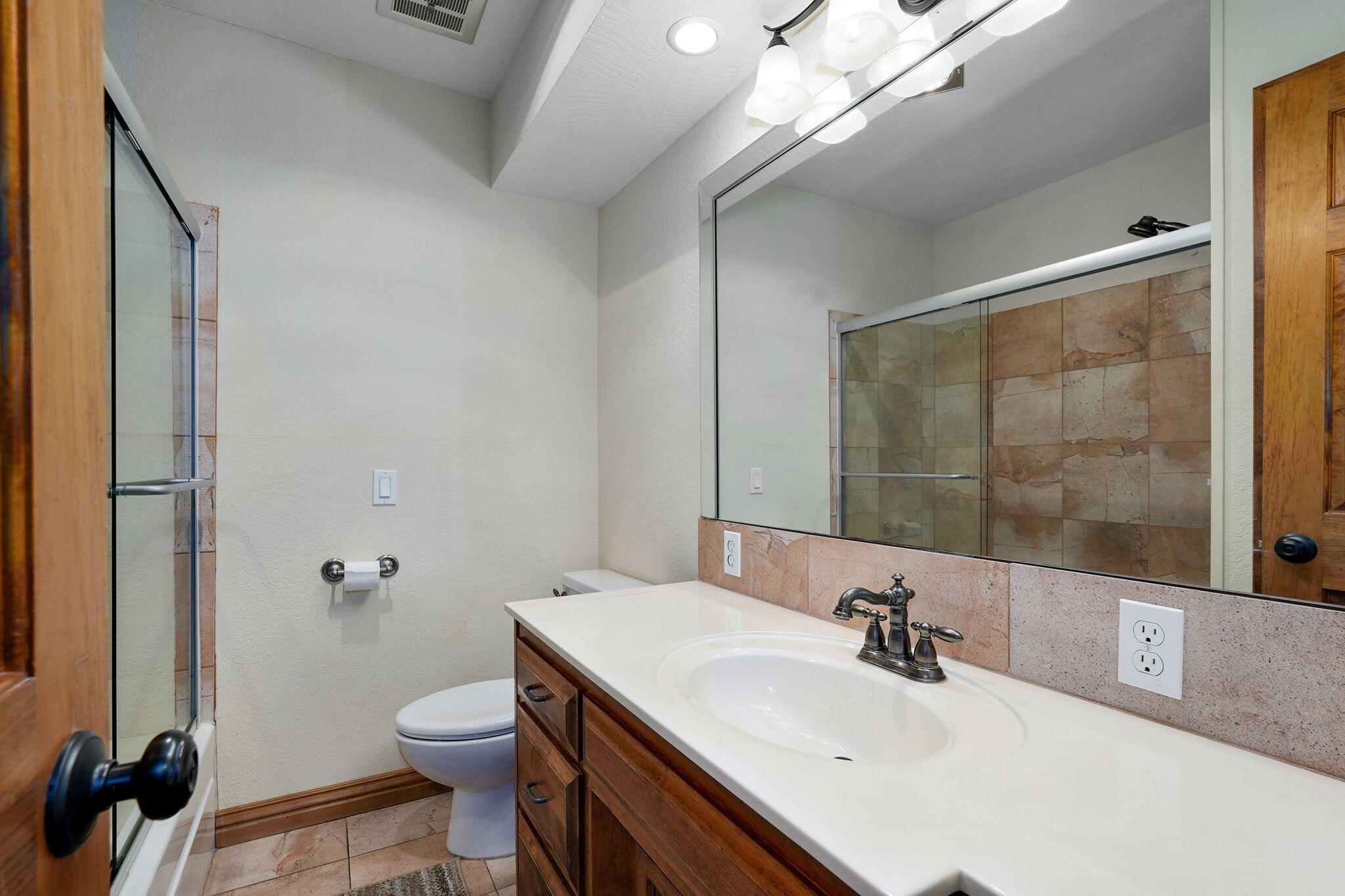 623 East Weaver Road Property Photo 34