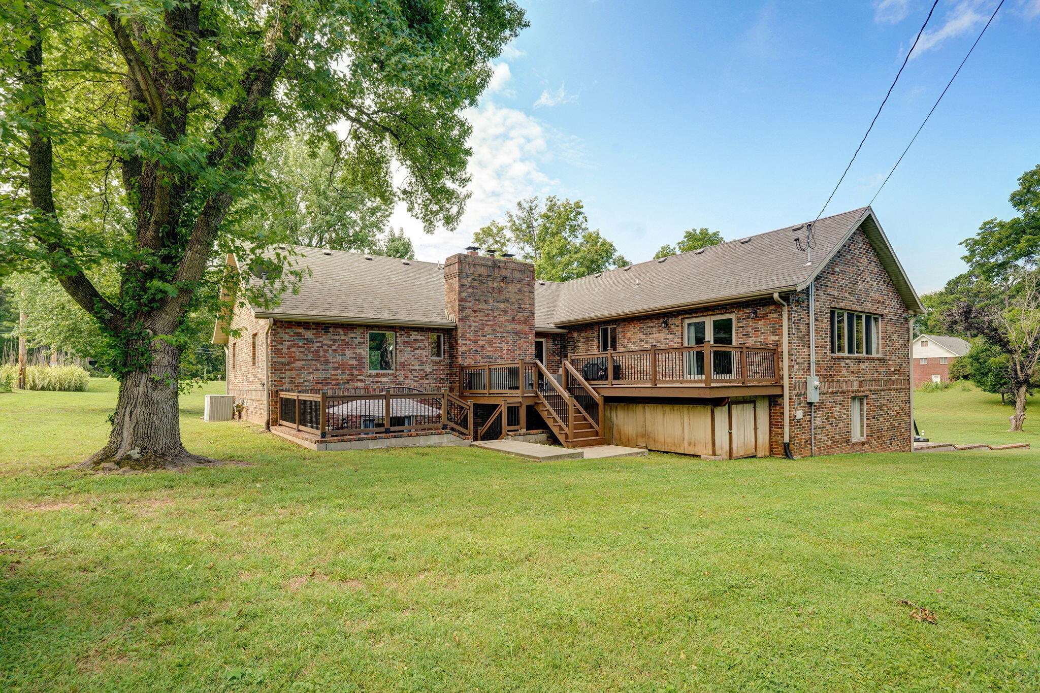 623 East Weaver Road Property Photo 43