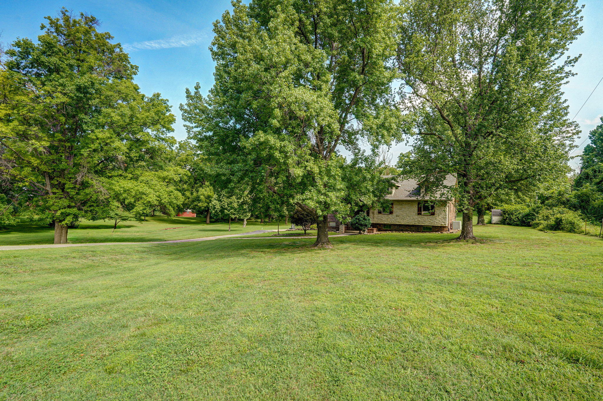 623 East Weaver Road Property Photo 54