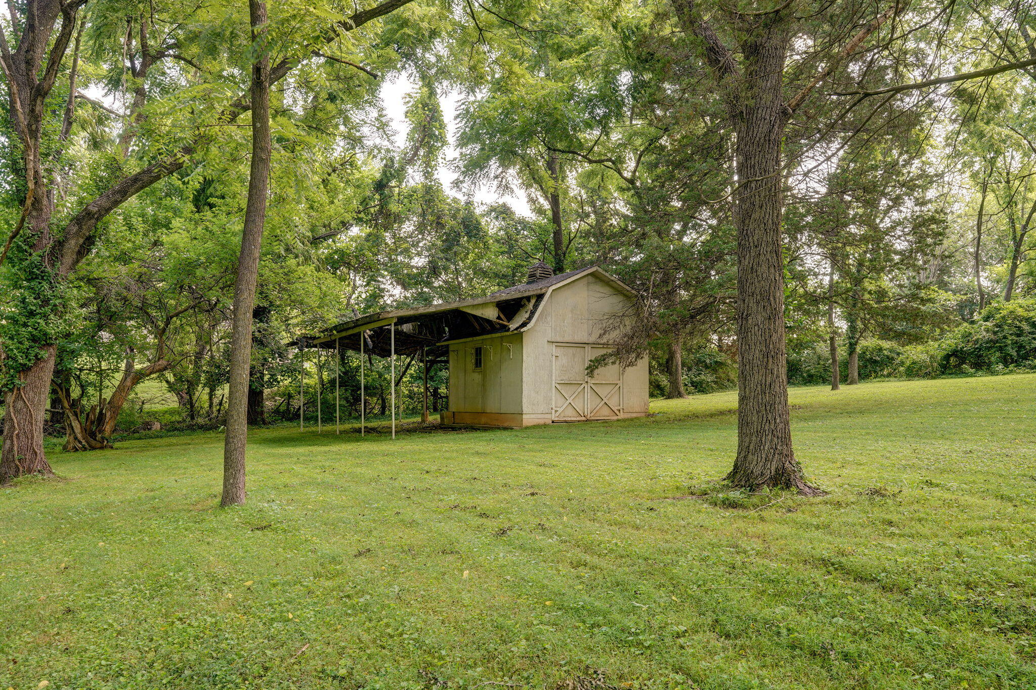 623 East Weaver Road Property Photo 58