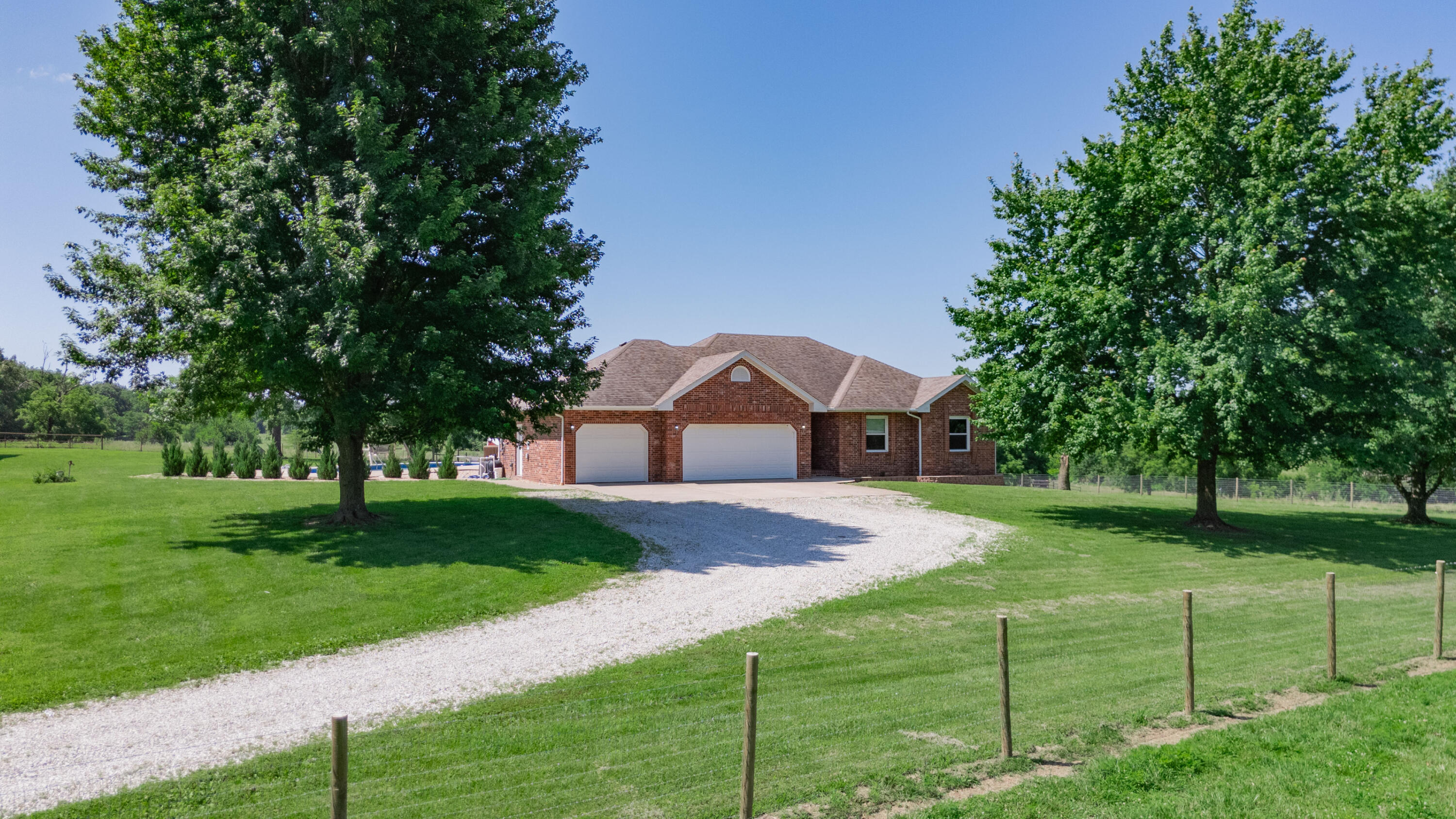 258 State Highway 32 Property Photo 1