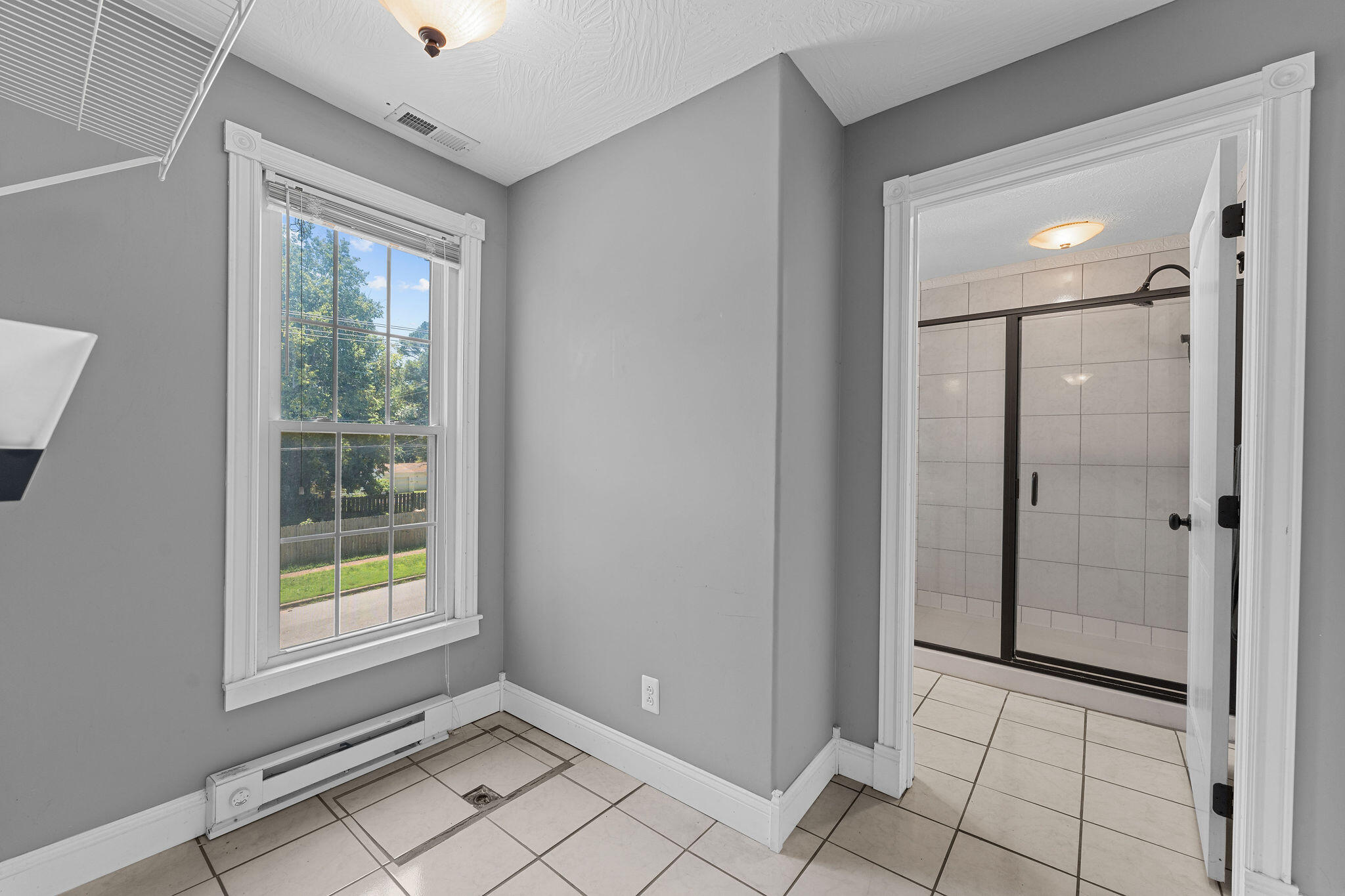 1201 North Broadway Avenue Property Photo 30