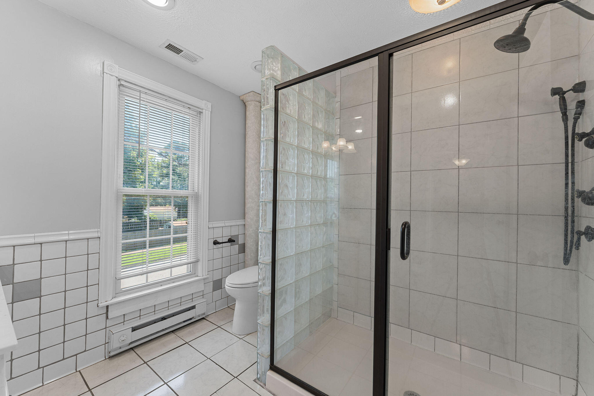 1201 North Broadway Avenue Property Photo 31