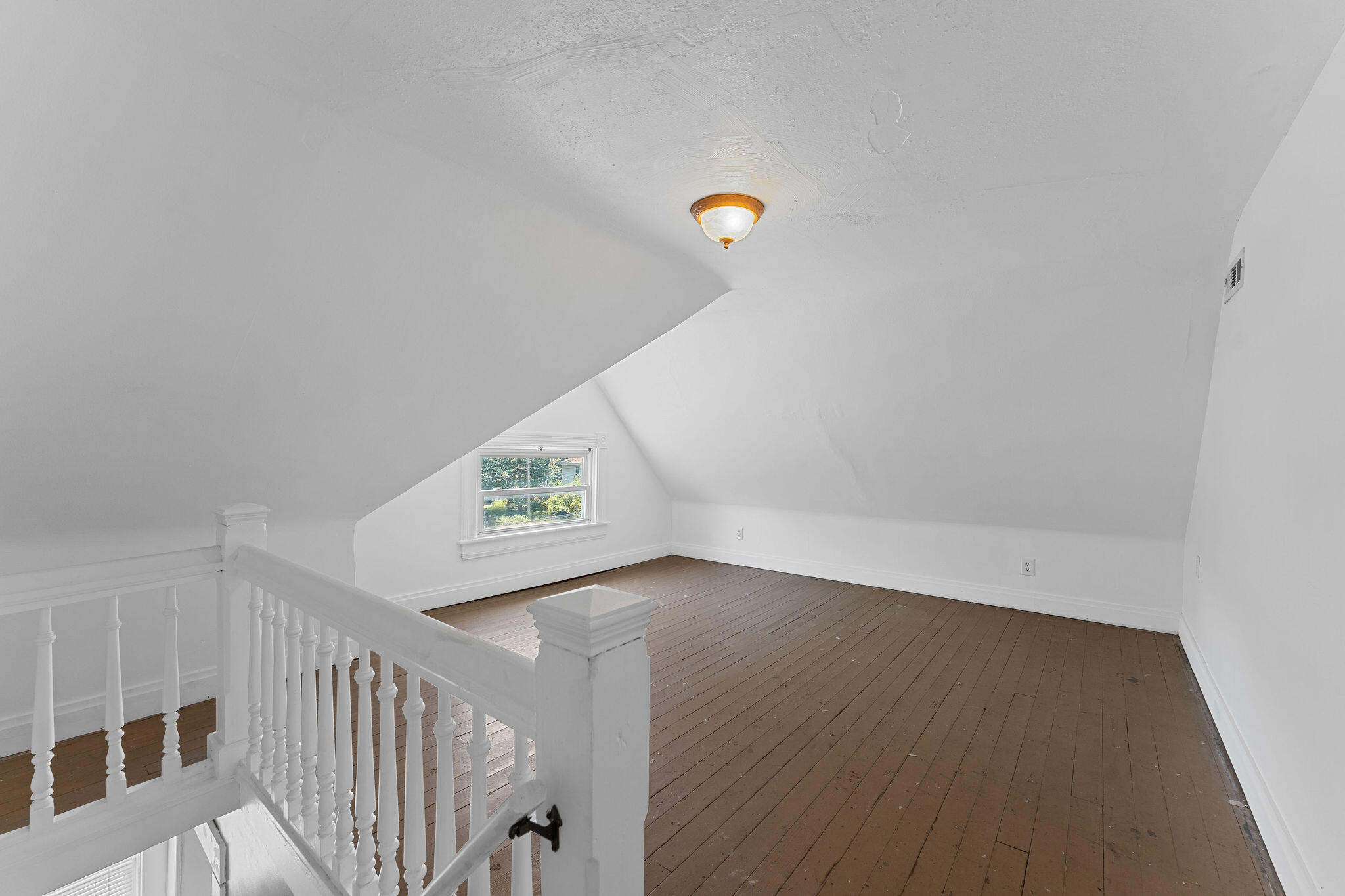 1201 North Broadway Avenue Property Photo 35