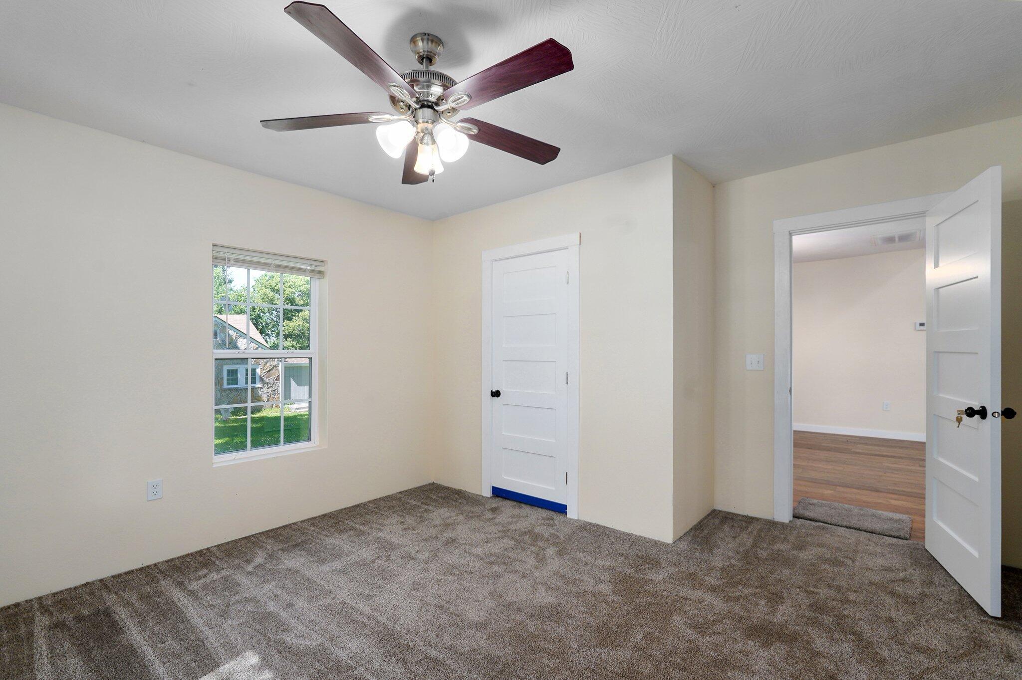 114 North Hobbs Street Property Photo 11