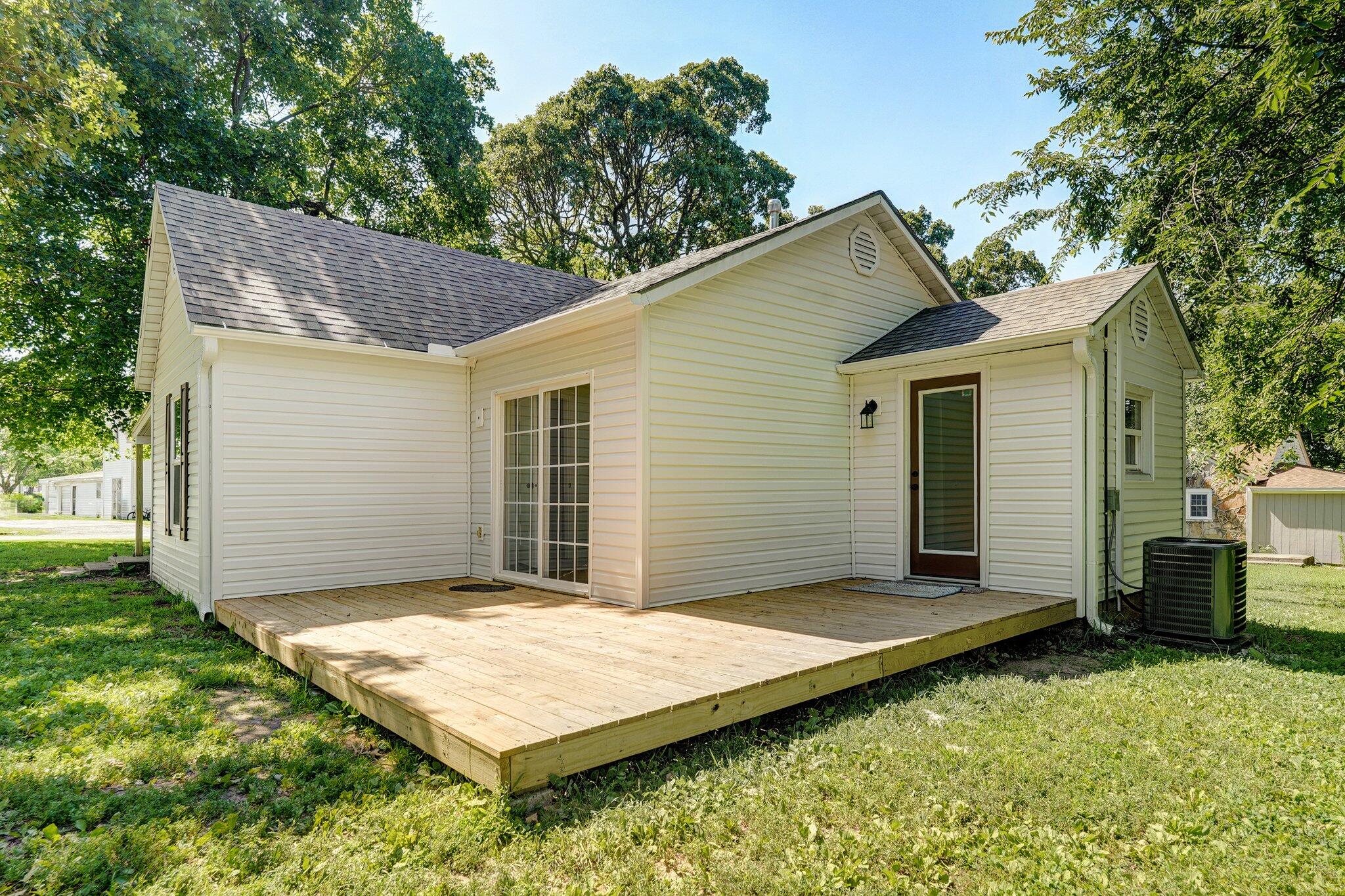 114 North Hobbs Street Property Photo 18