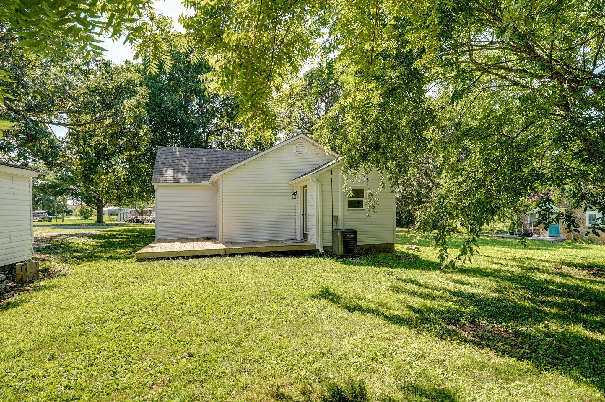 114 North Hobbs Street Property Photo 21