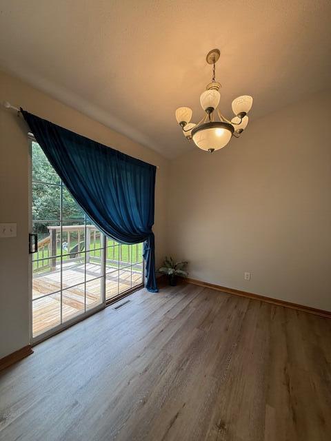 310 Mulling Drive Property Photo 10