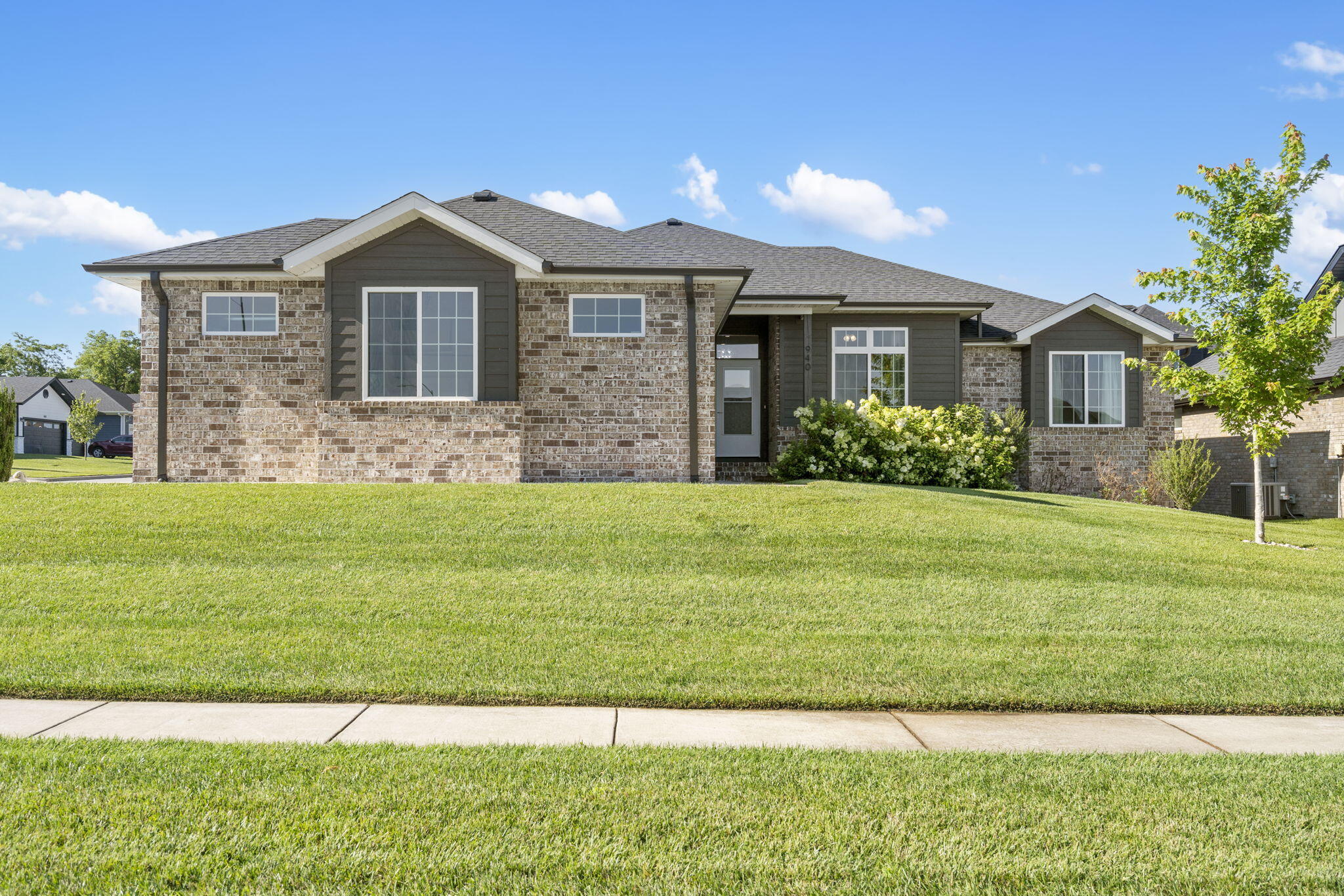 940 East Powers Court Property Photo 1