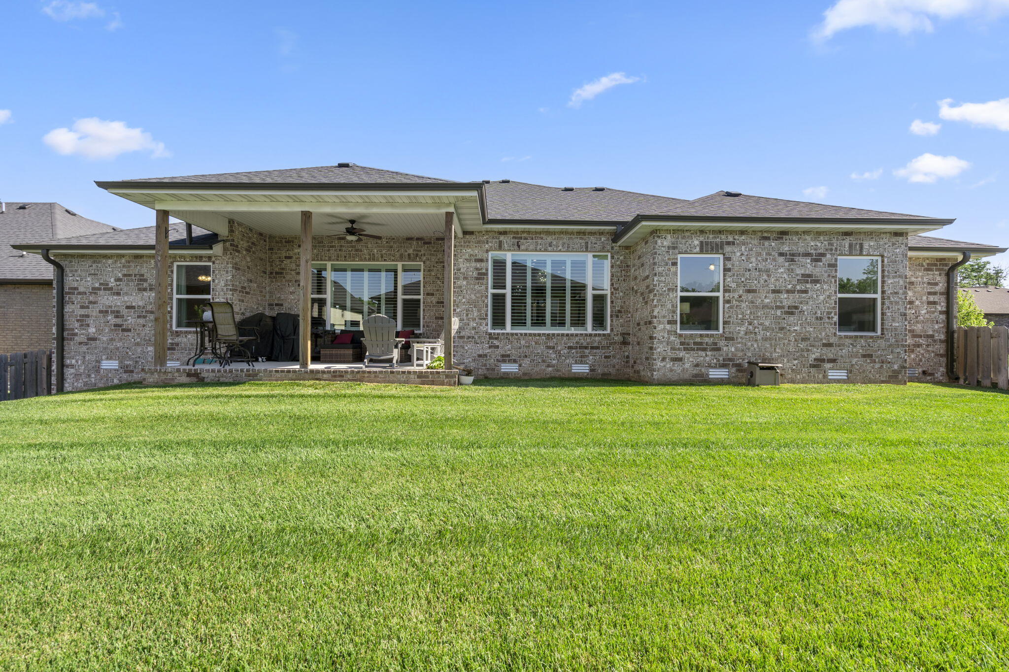 940 East Powers Court Property Photo 34