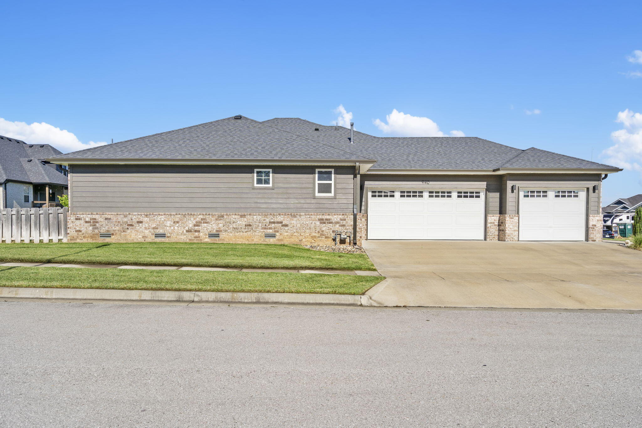 940 East Powers Court Property Photo 48