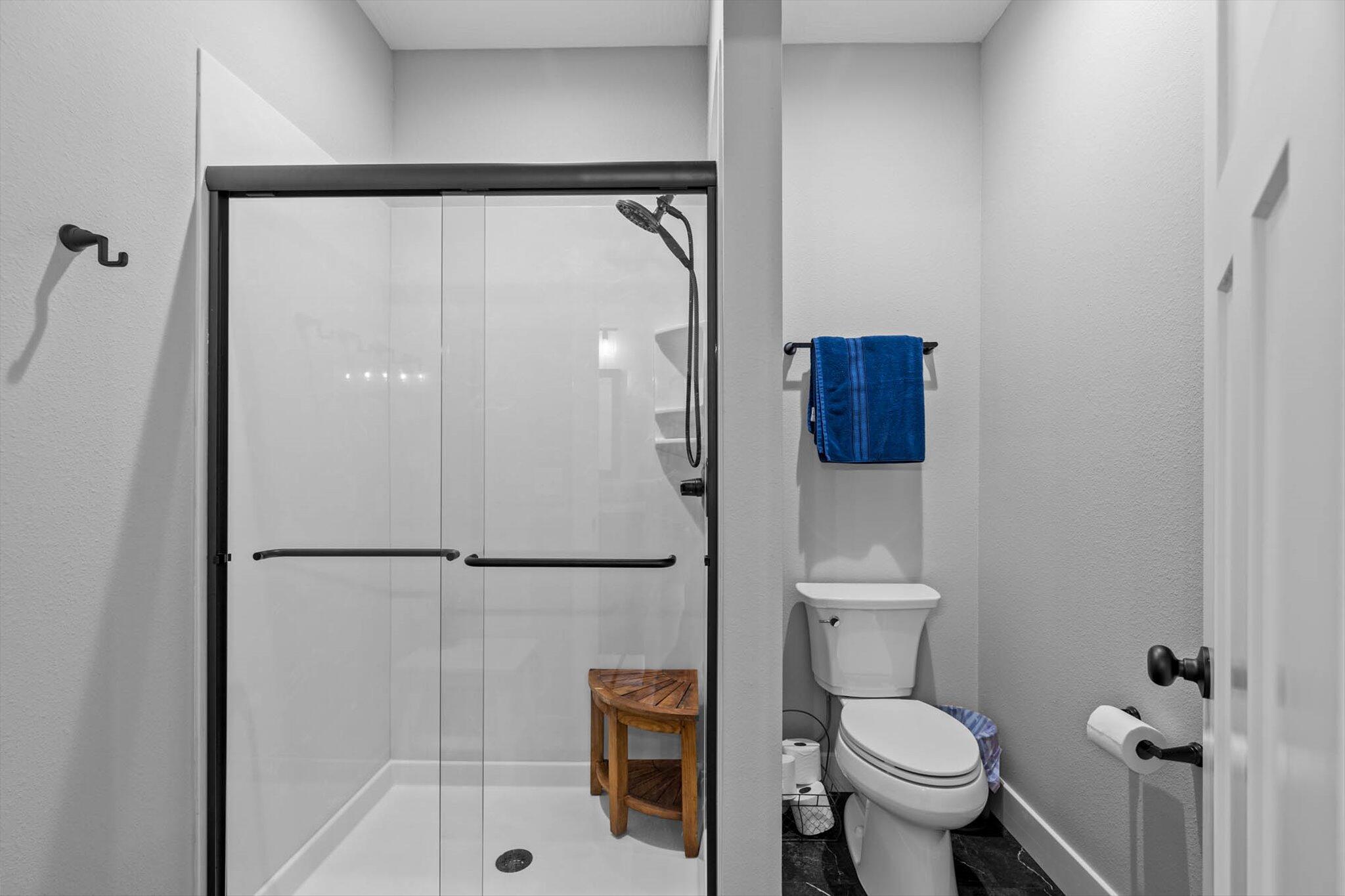 1074 Gideon Cave Road Property Photo 25