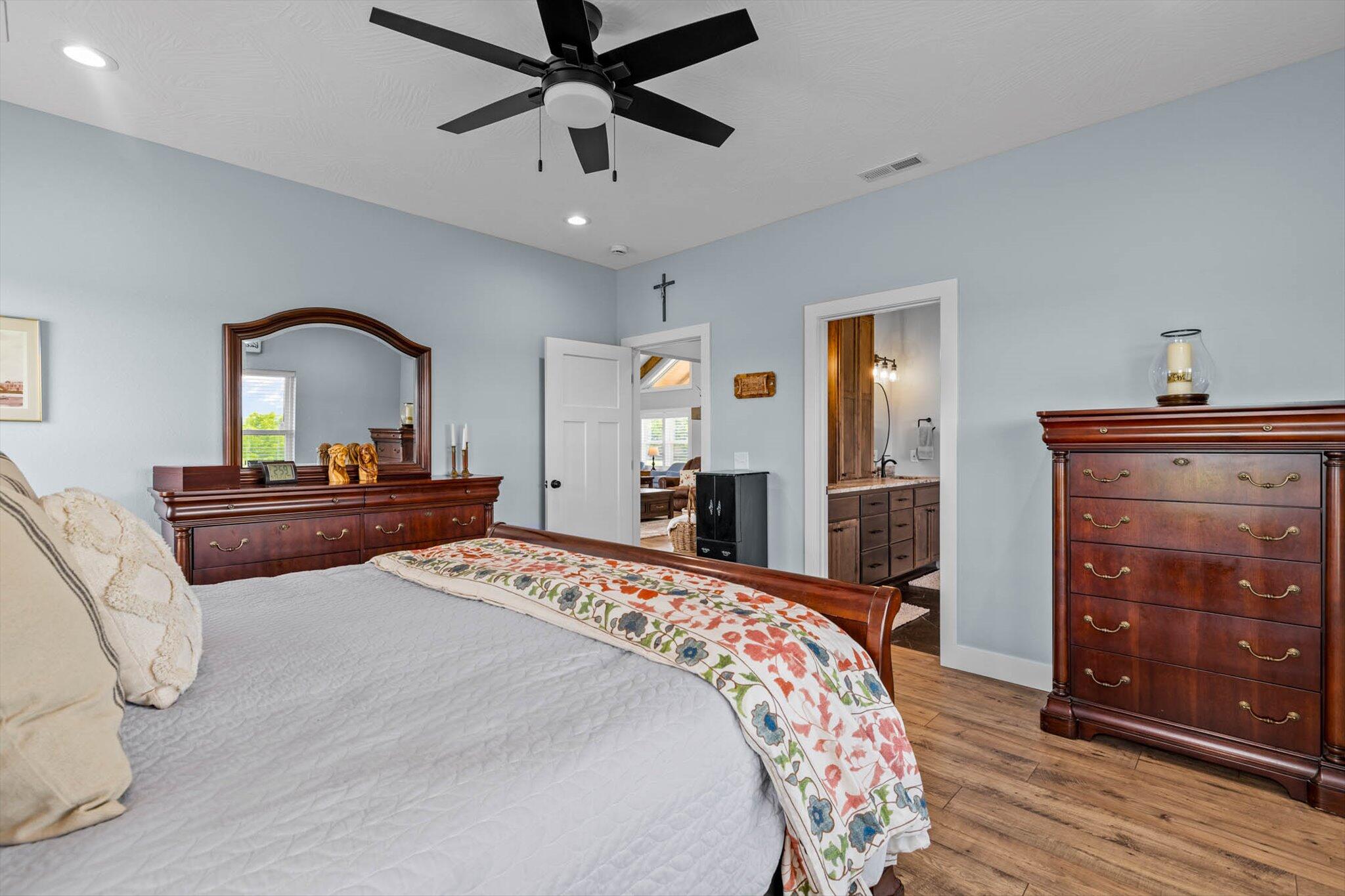 1074 Gideon Cave Road Property Photo 29