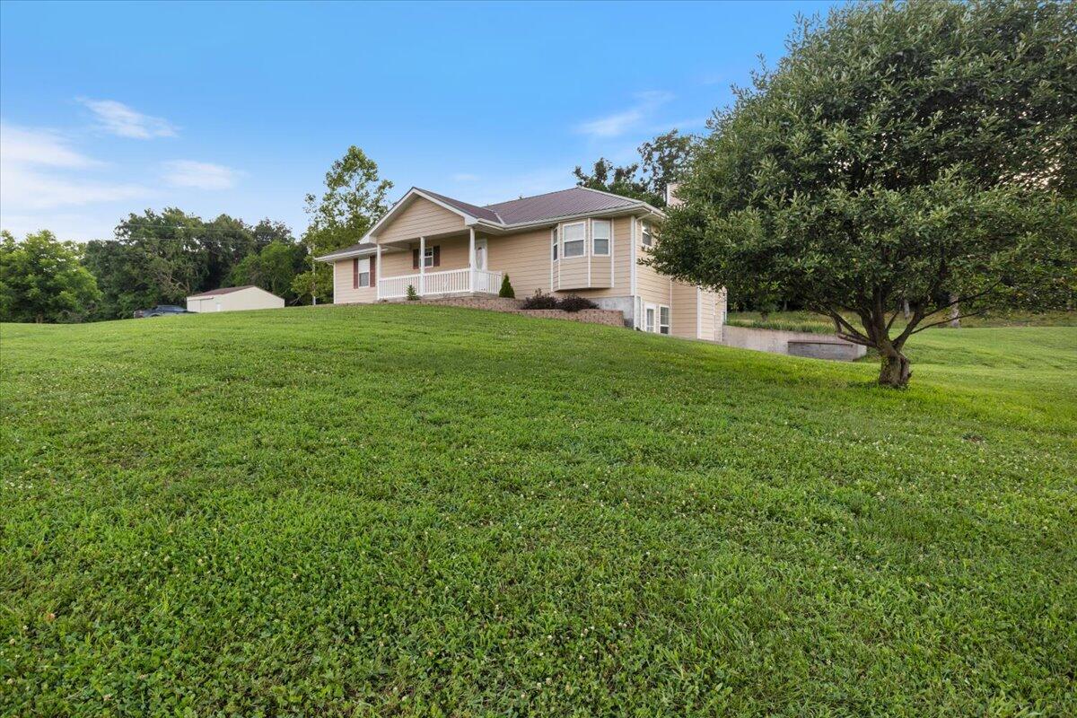 127 Skyveiw Road Property Photo 1