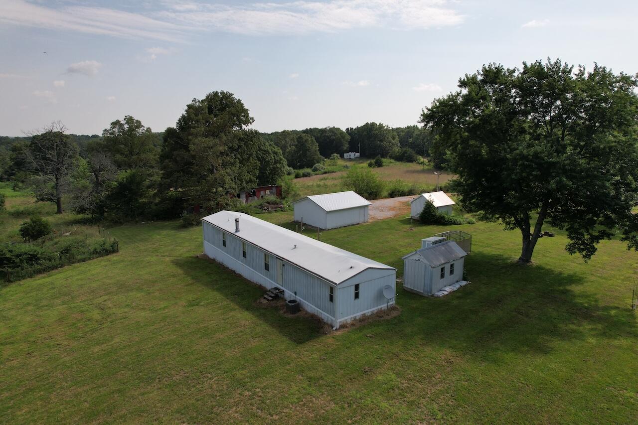 17879 Highway H Elk Property Photo 10