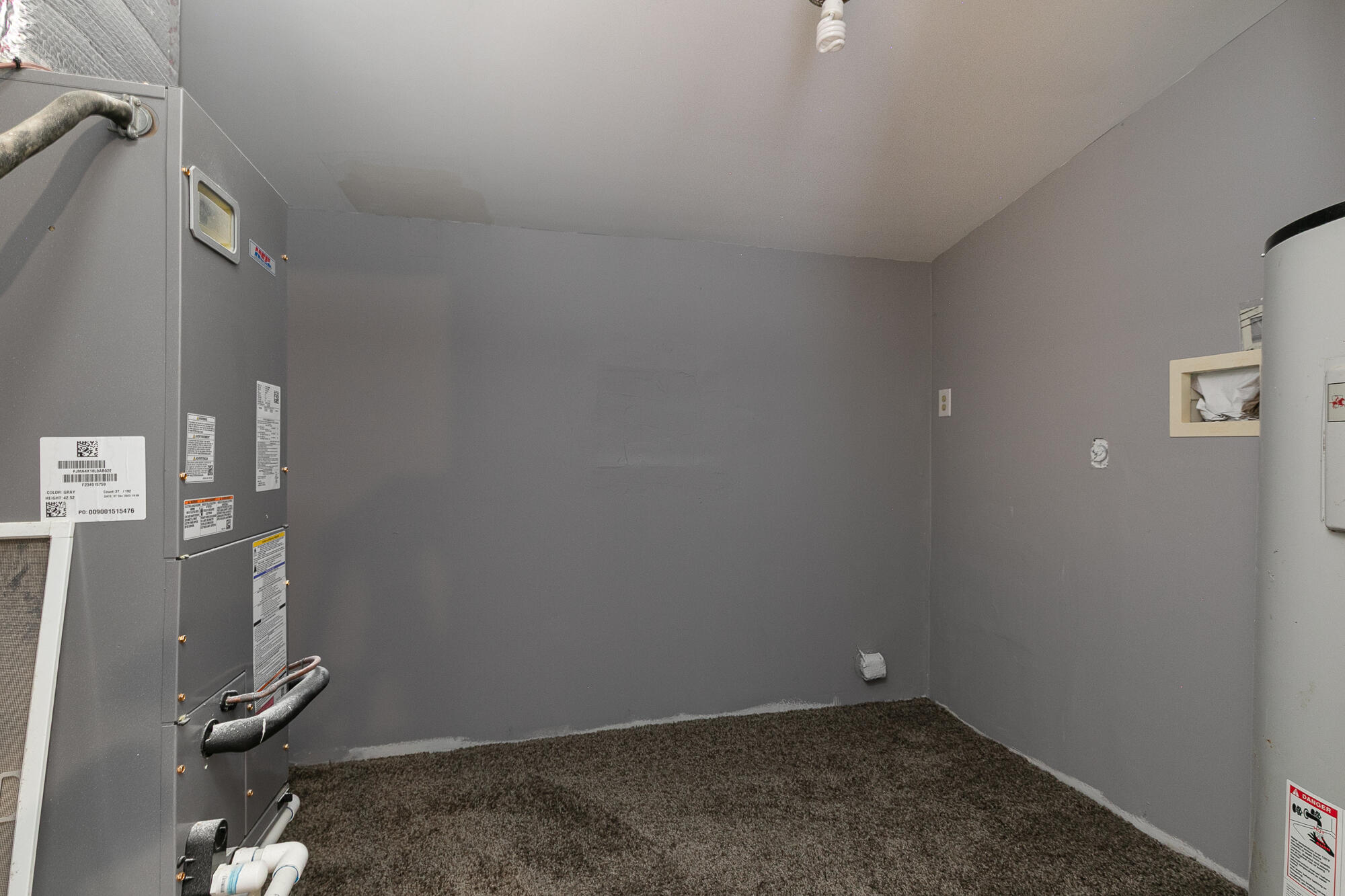 827 South Griffith Avenue Property Photo 16
