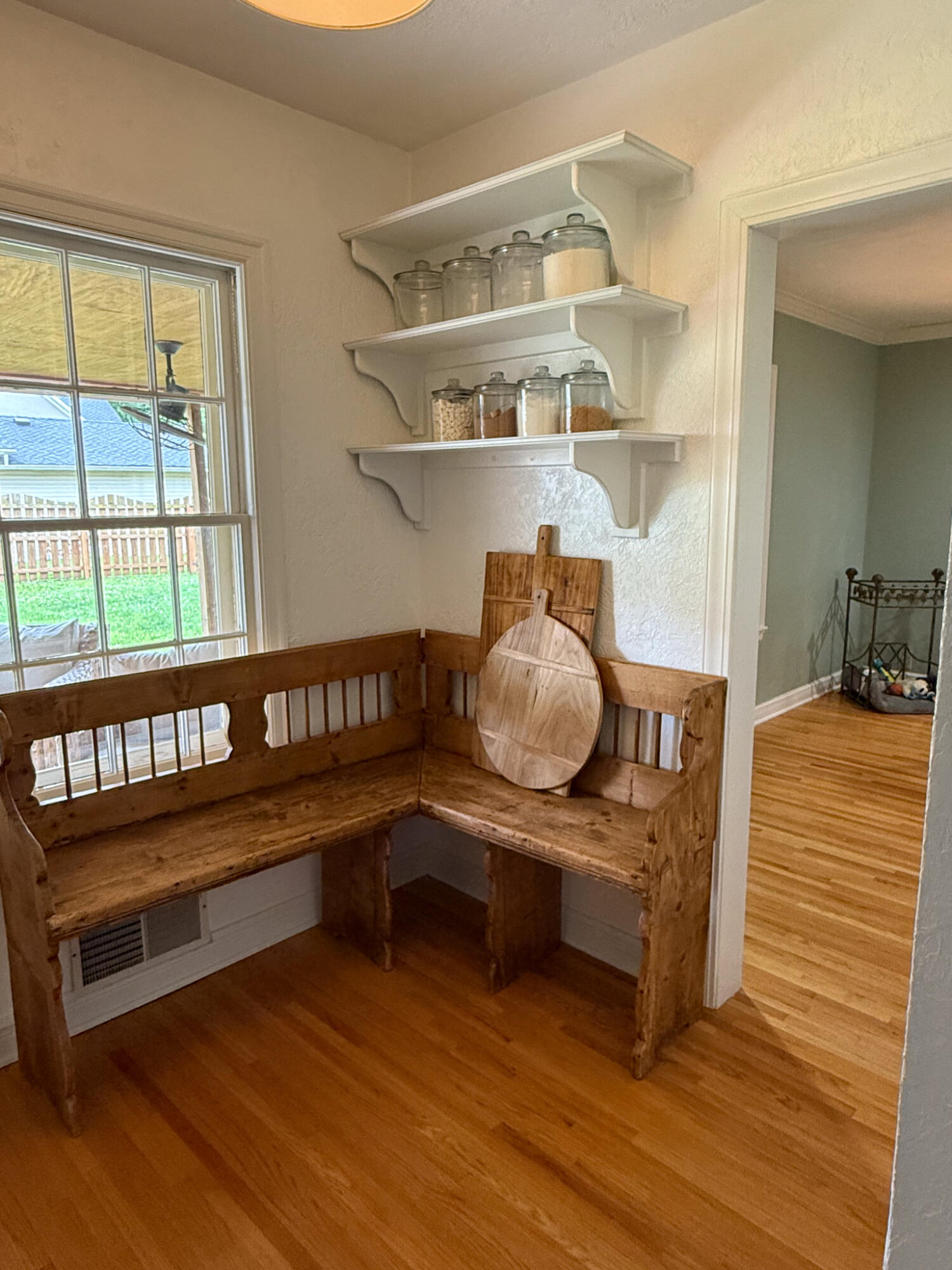 610 East Dorris Avenue Property Photo 17