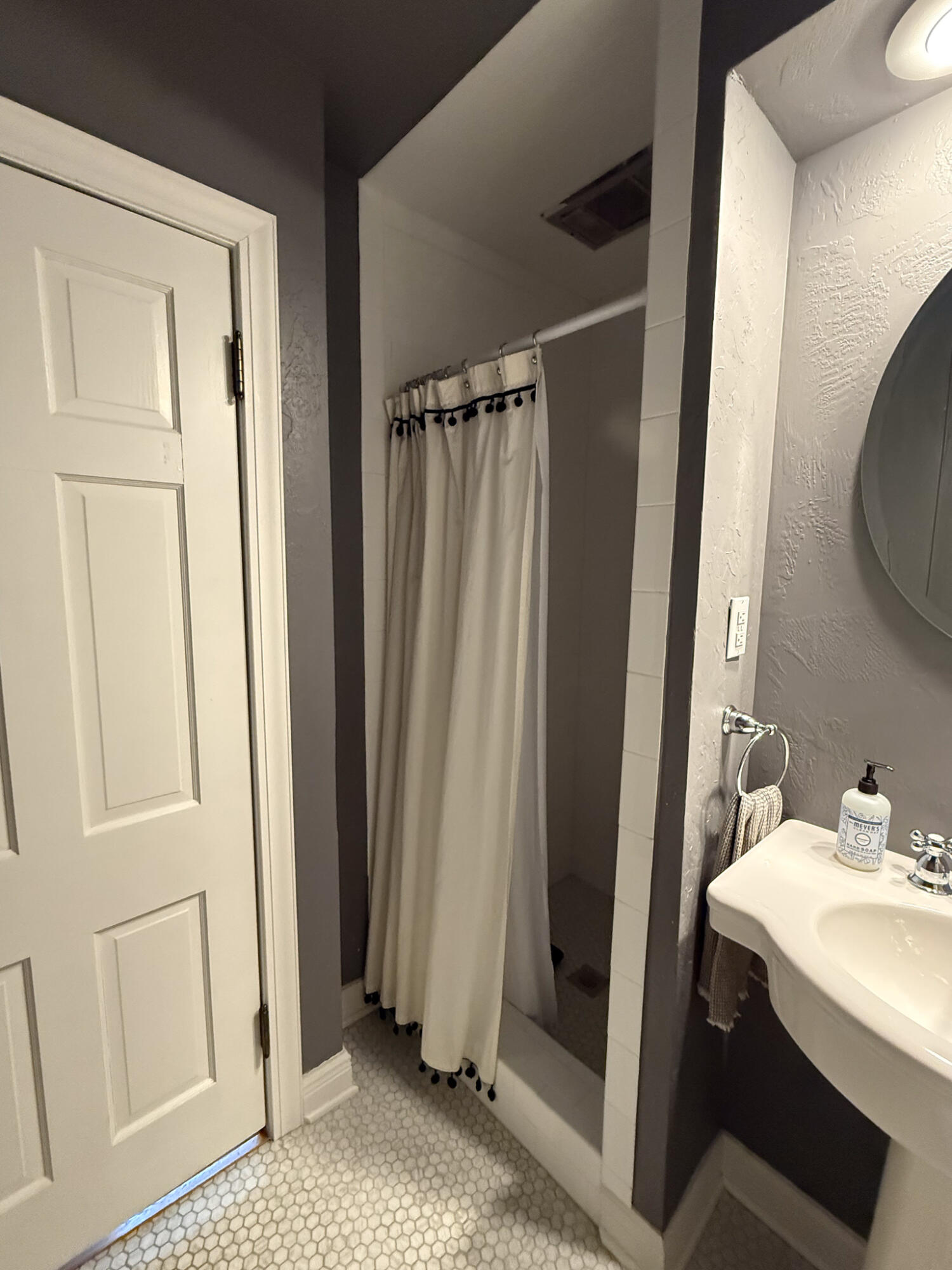 610 East Dorris Avenue Property Photo 46