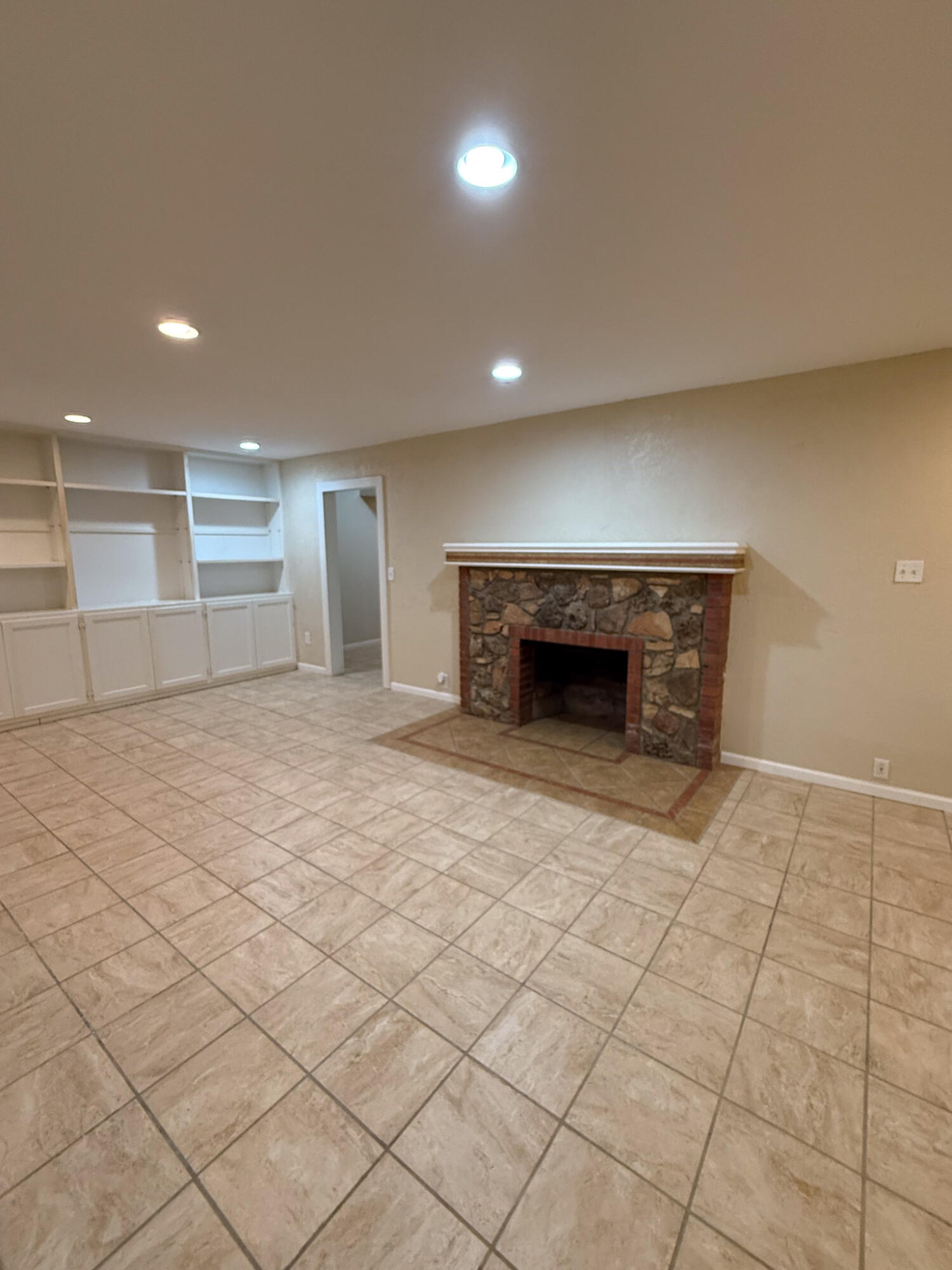 610 East Dorris Avenue Property Photo 51