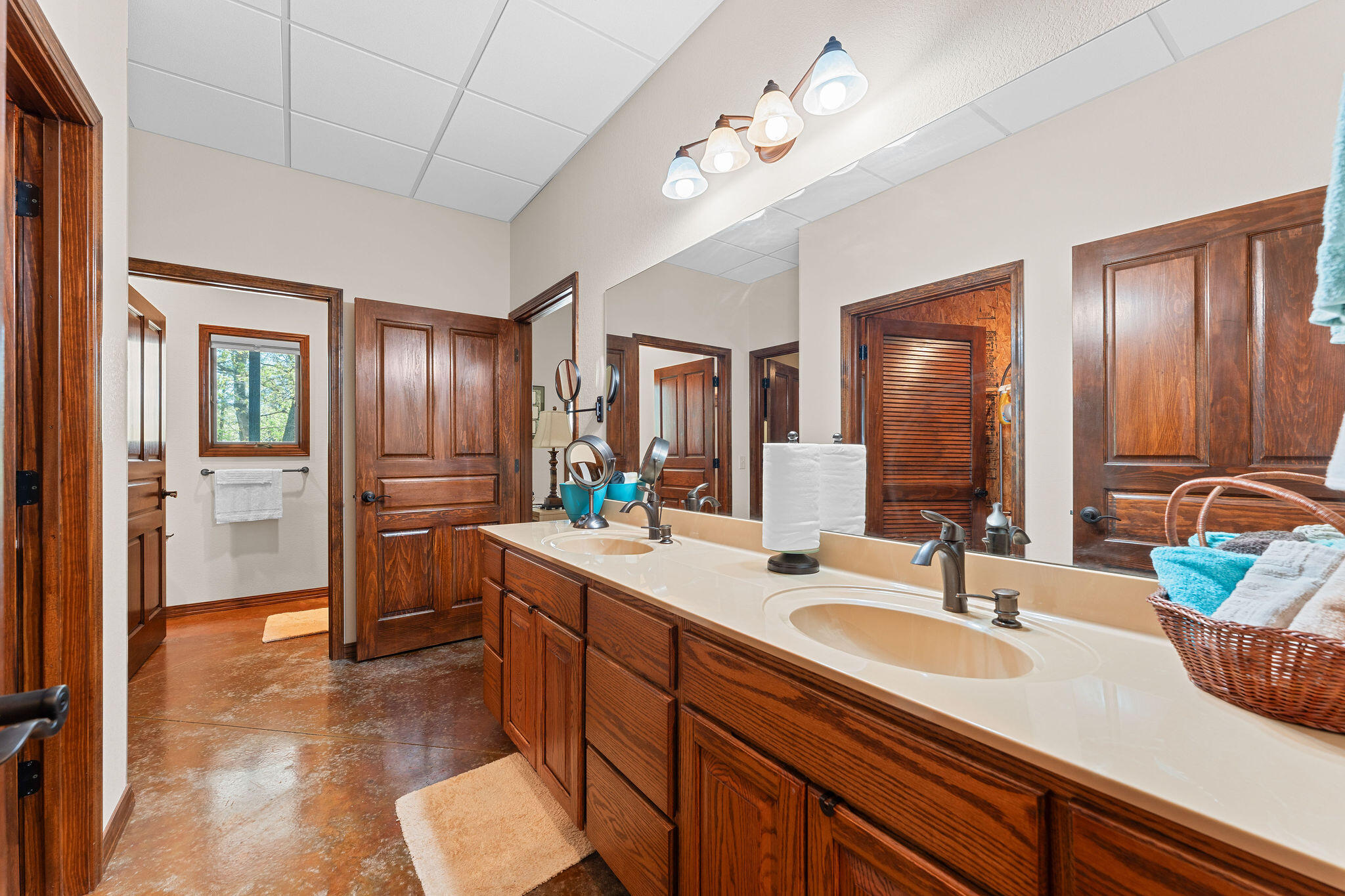 160 Old Horseshoe Property Photo 40
