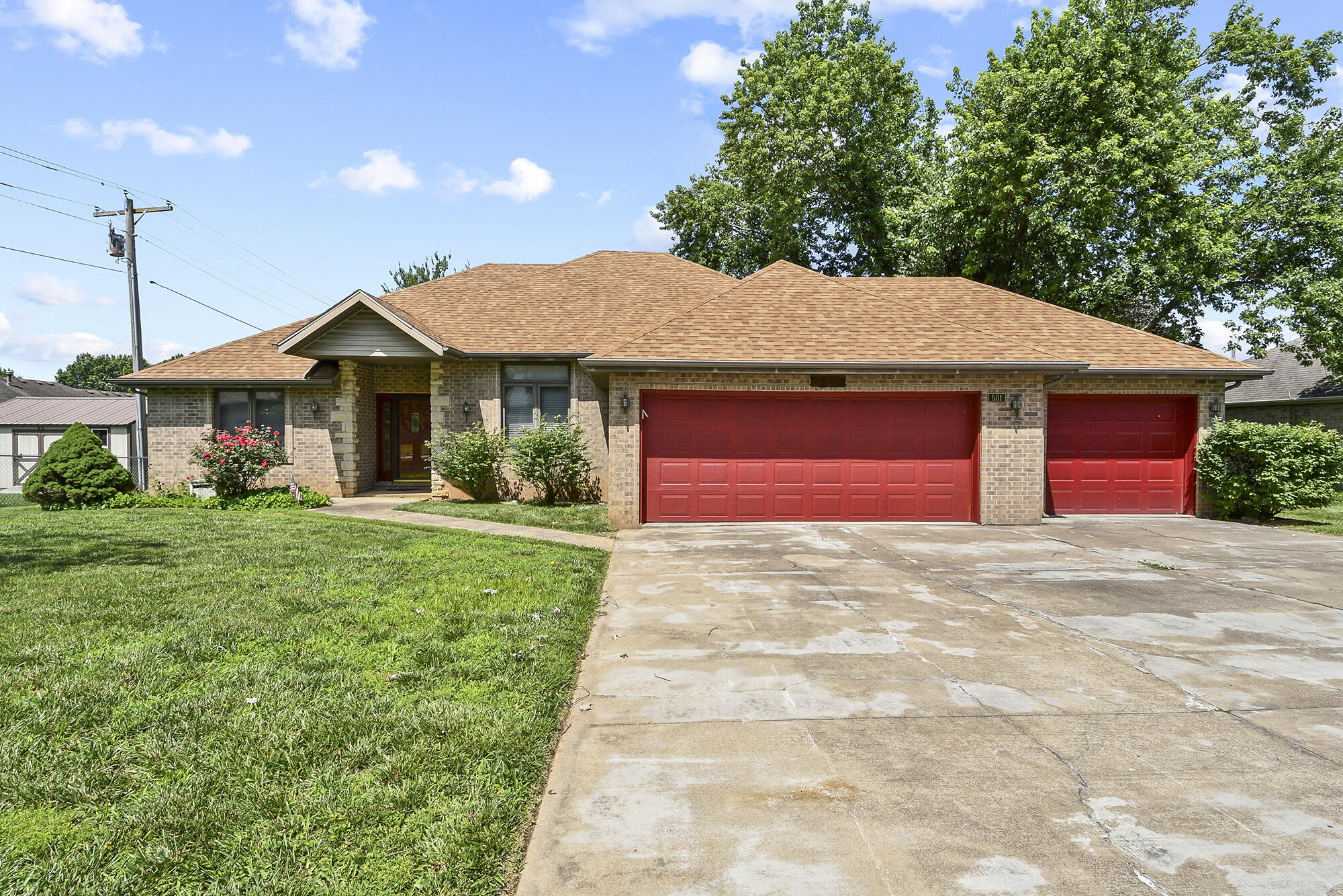501 North Persimmon Drive Property Photo 1