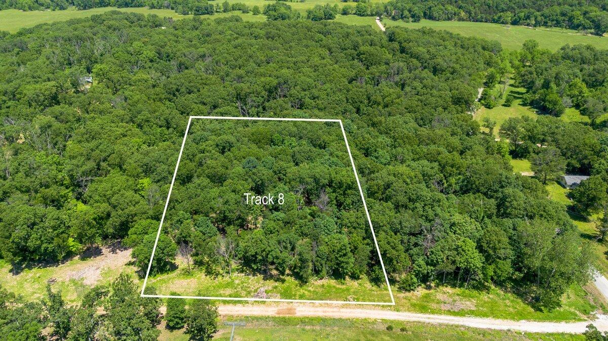 103 Penelope Lane Property Photo 3