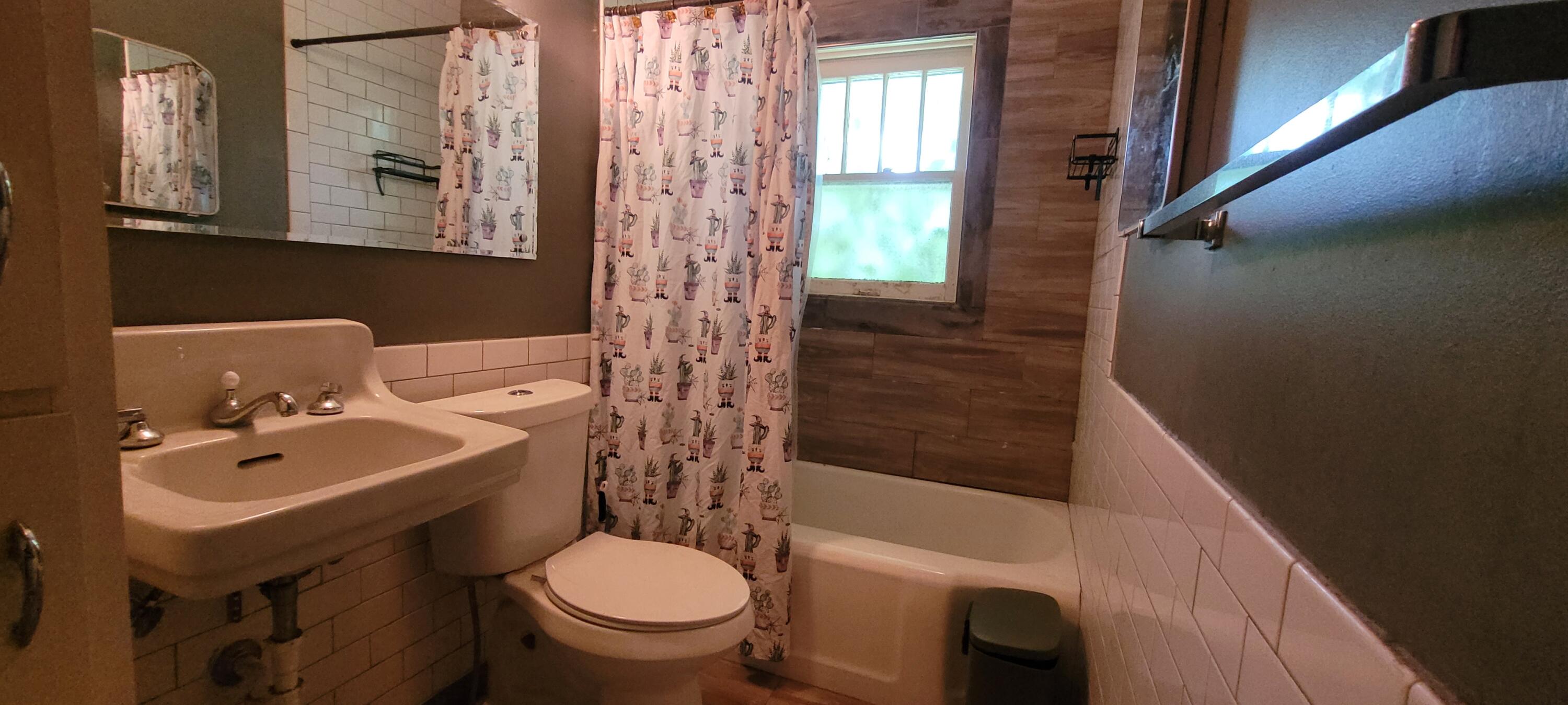 1305 South Kimbrough Avenue Property Photo 19