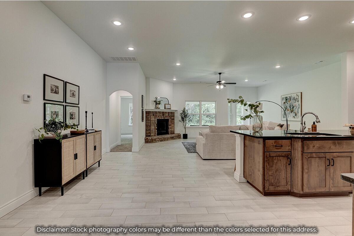 307 Walnut Ridge Drive Property Photo 5