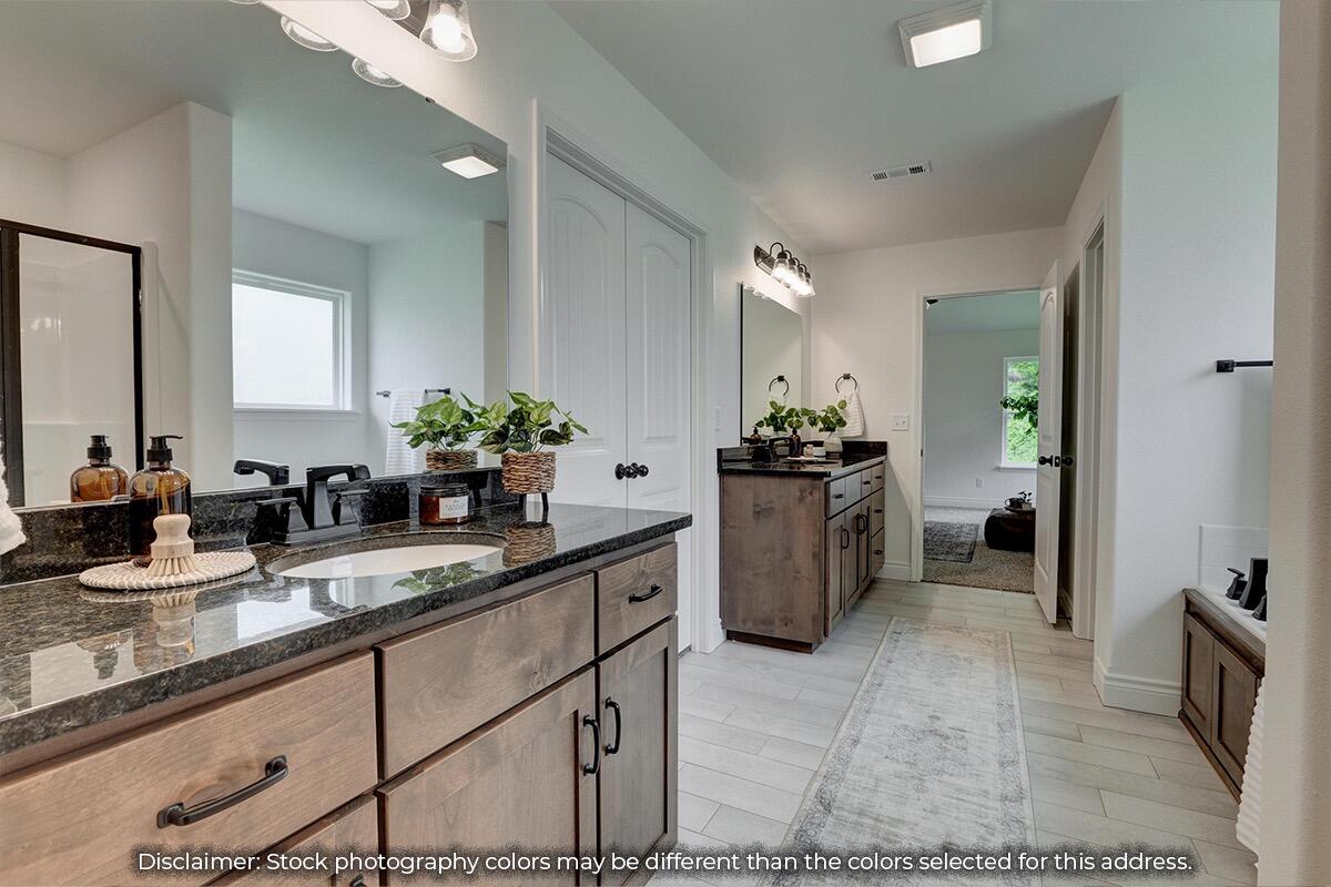 307 Walnut Ridge Drive Property Photo 20