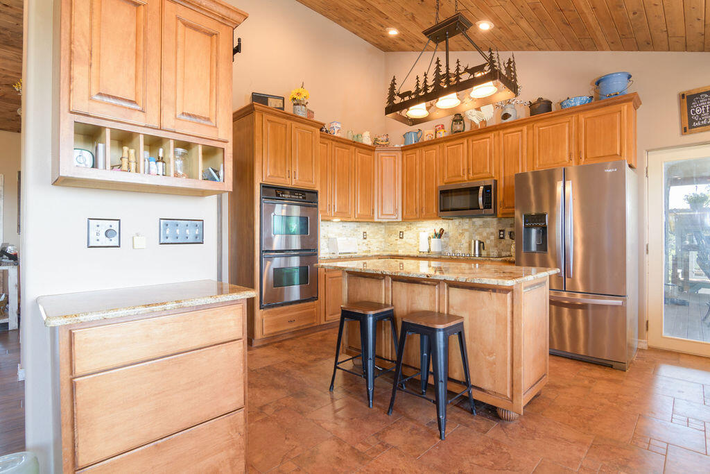 10620 West State Highway 76 Property Photo 13