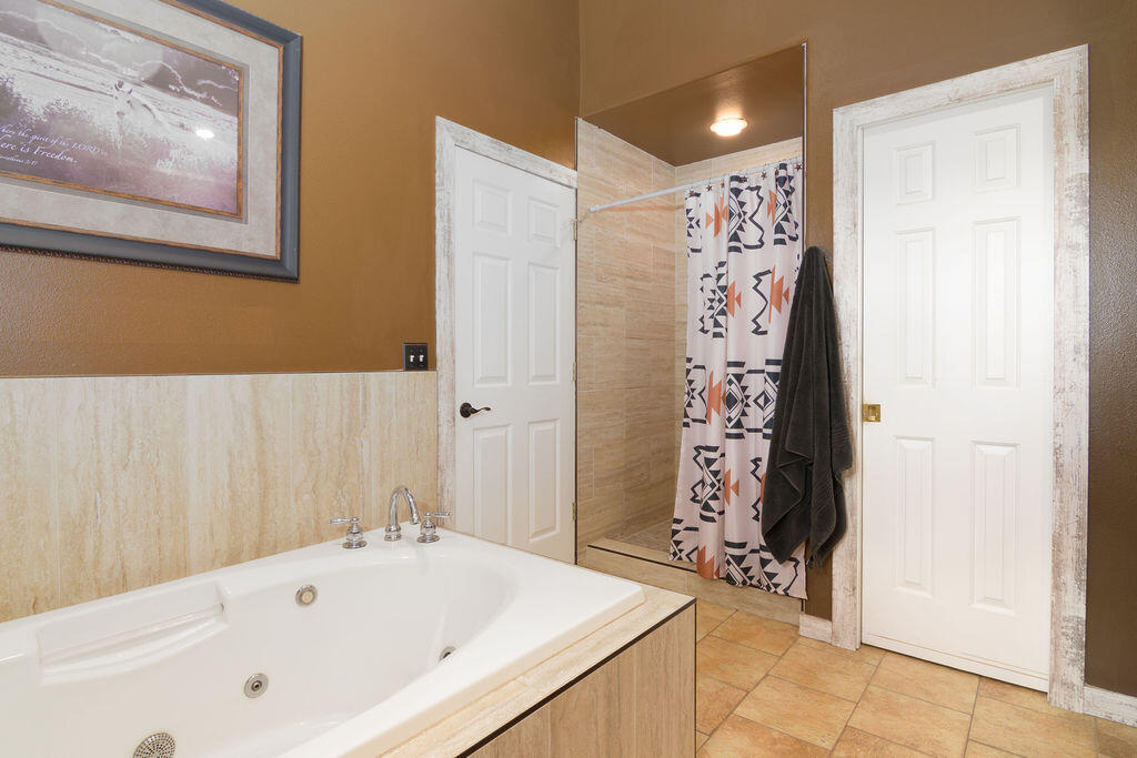 10620 West State Highway 76 Property Photo 27