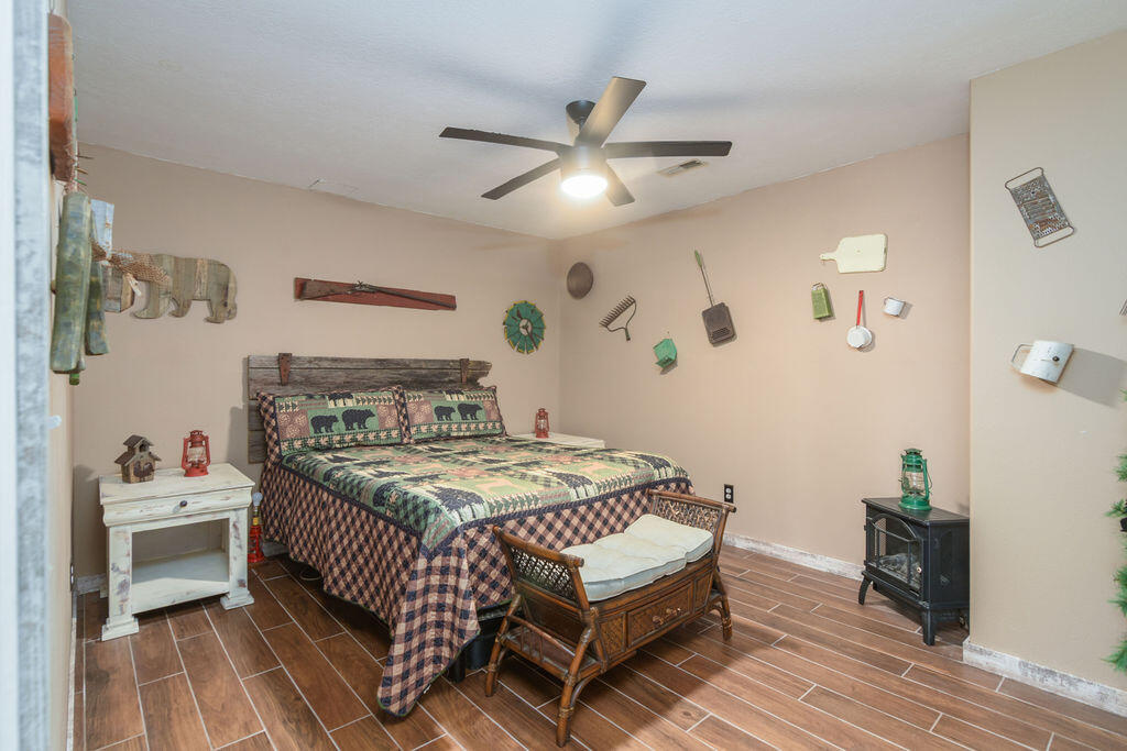 10620 West State Highway 76 Property Photo 32