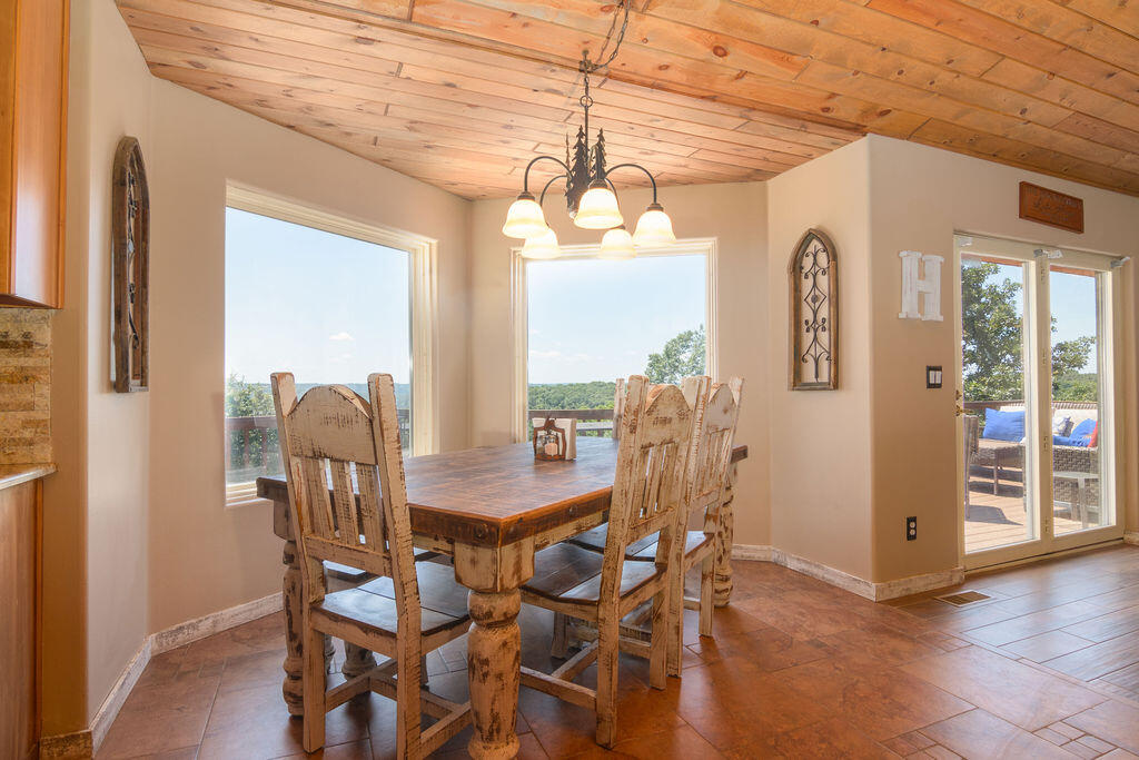 10620 West State Highway 76 Property Photo 10