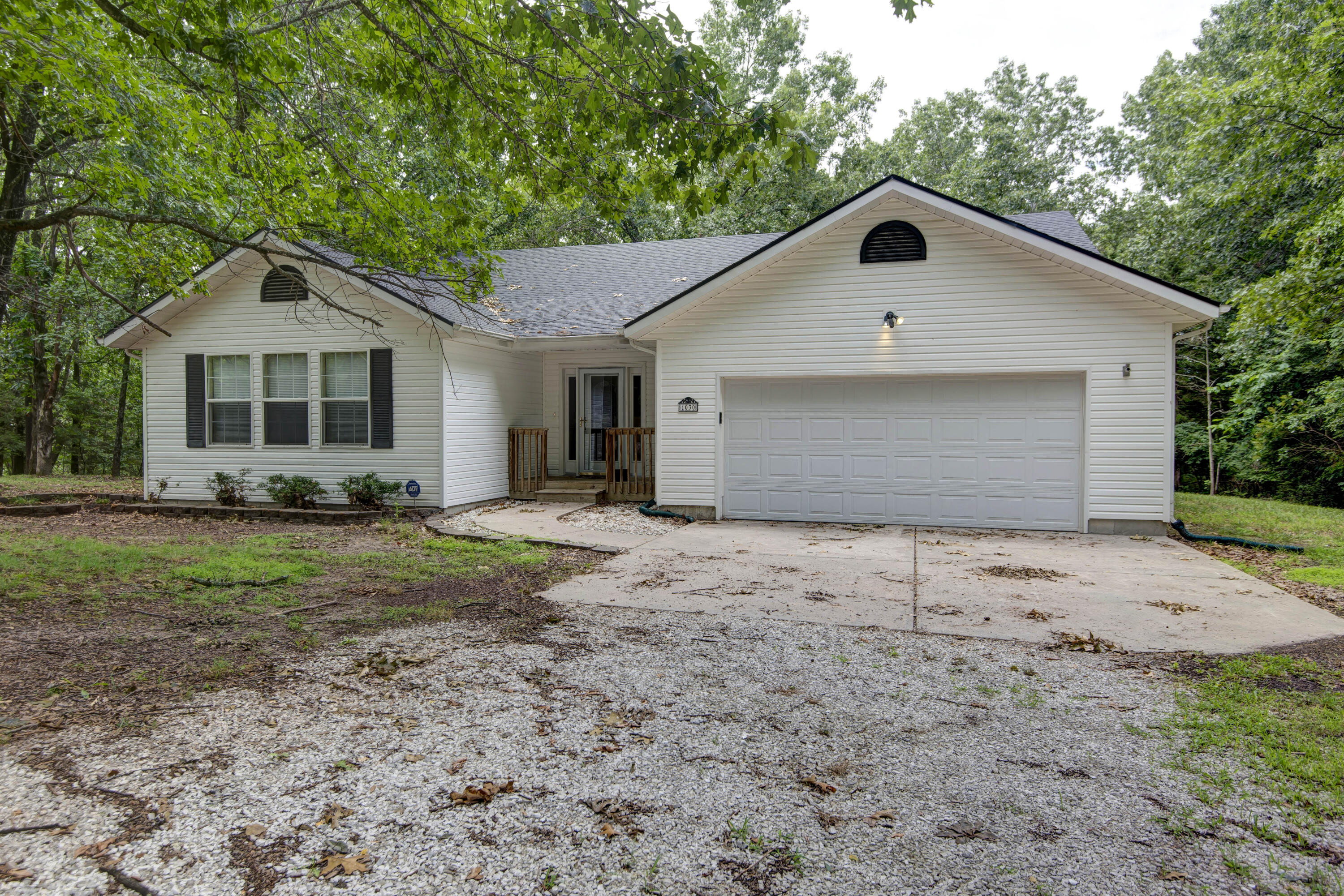 1030 Harris Boulevard Property Photo 1