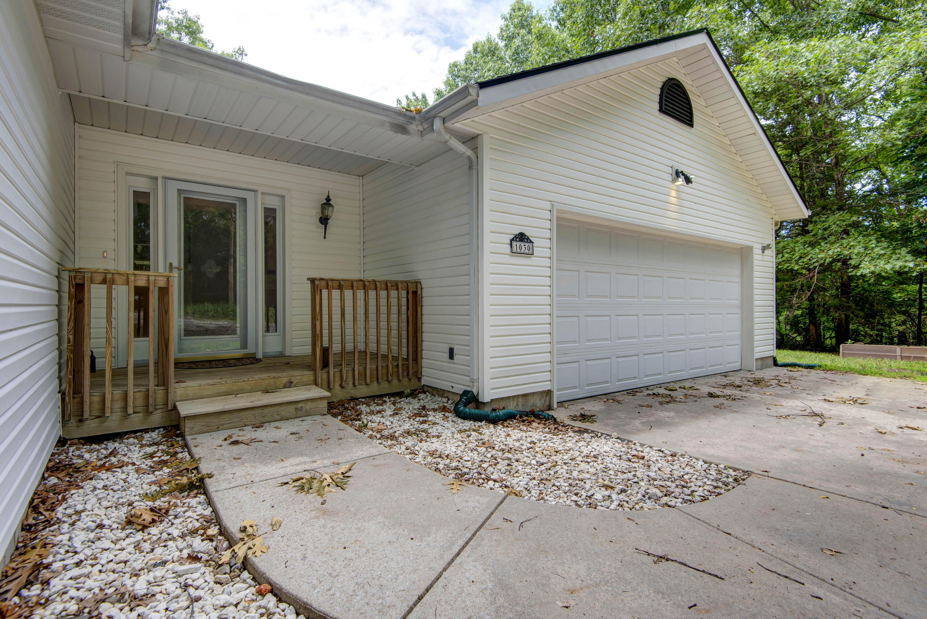 1030 Harris Boulevard Property Photo 5