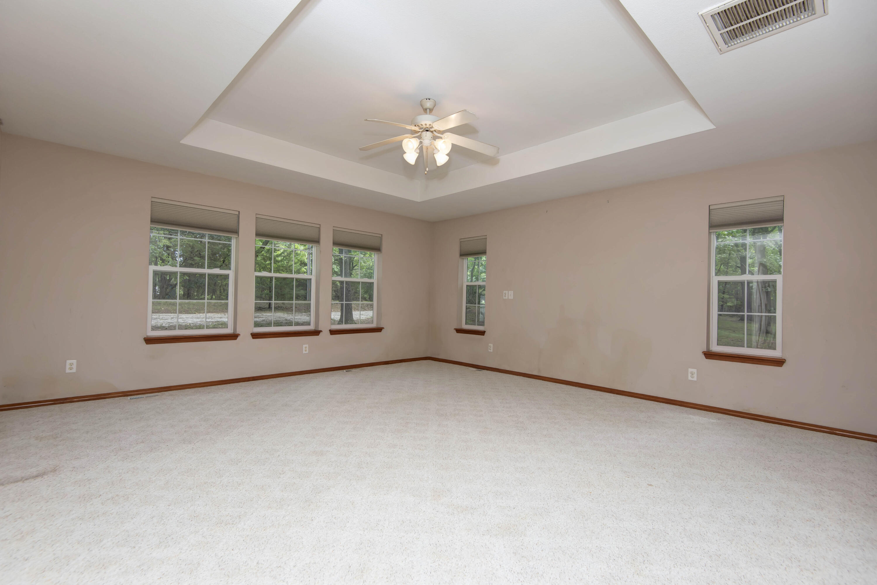 1030 Harris Boulevard Property Photo 7