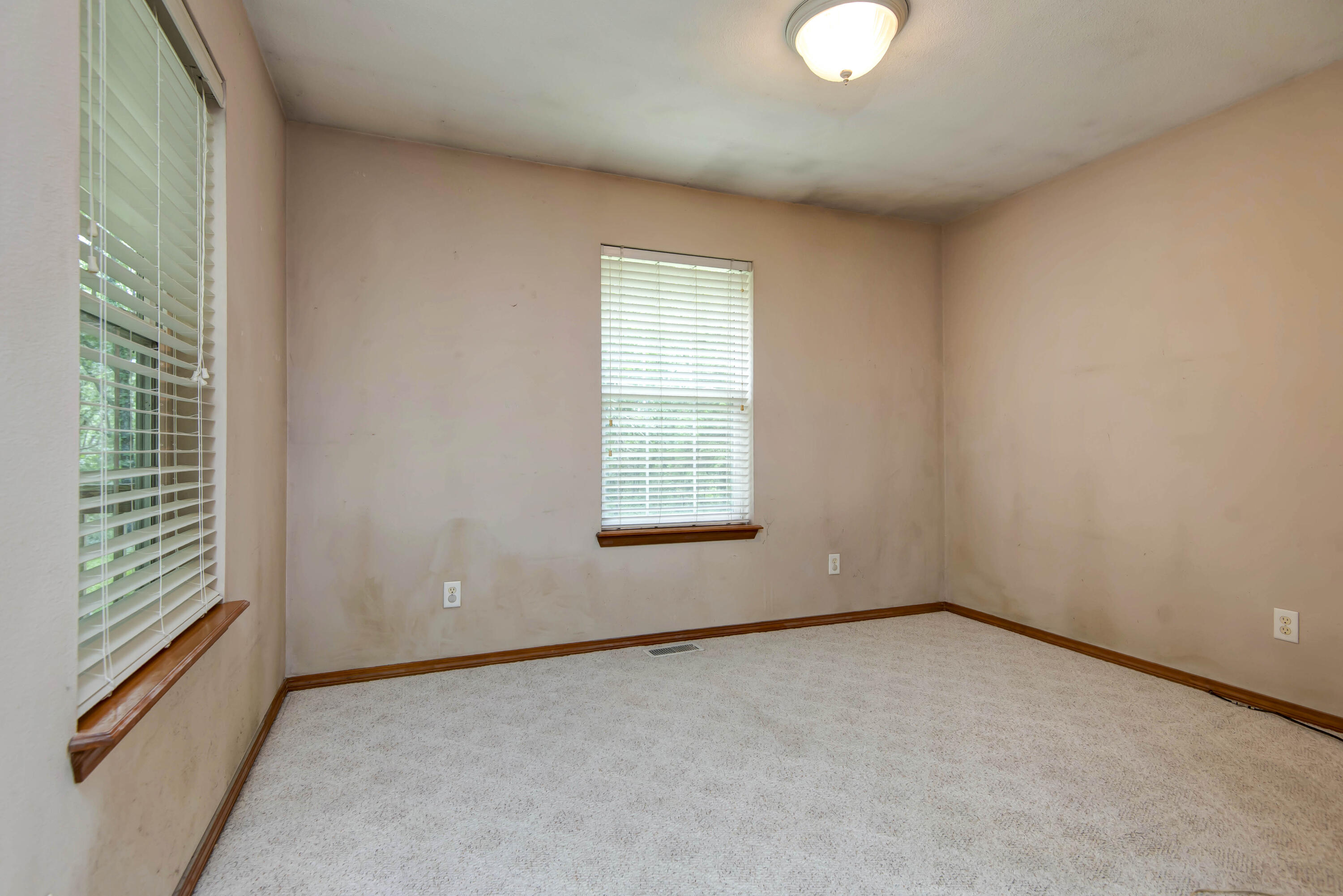 1030 Harris Boulevard Property Photo 17