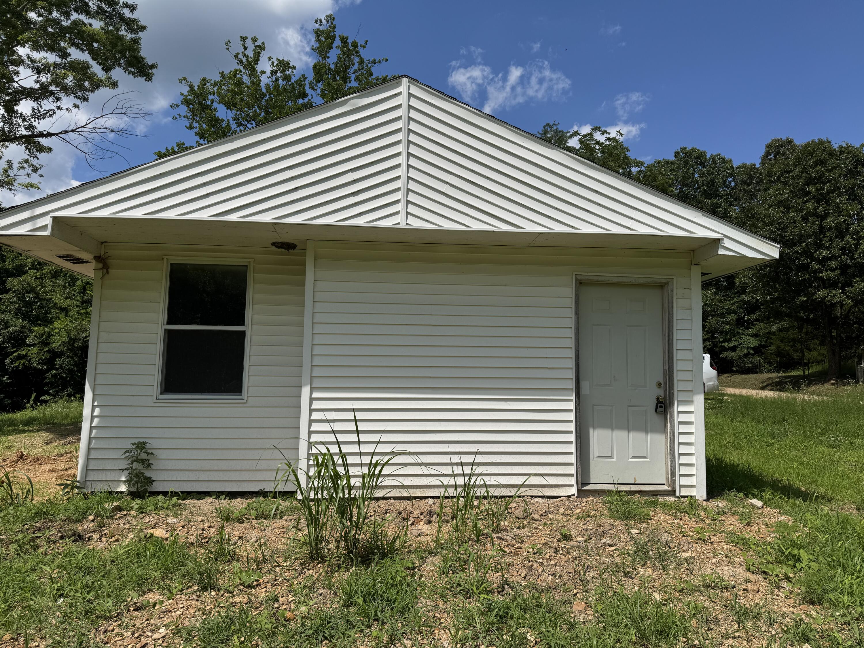 8785 St. George Road Property Photo 3