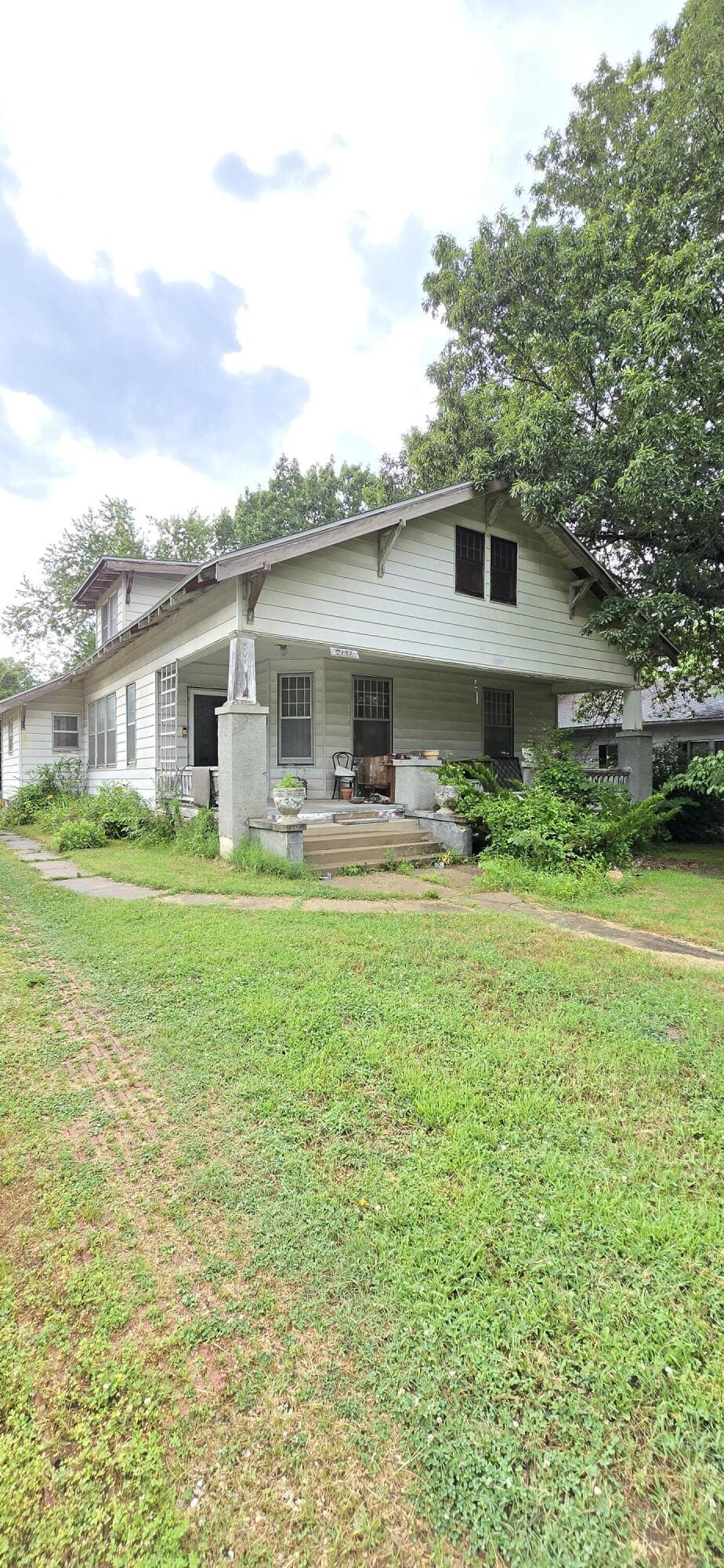 2151 North Campbell Avenue Property Photo 1