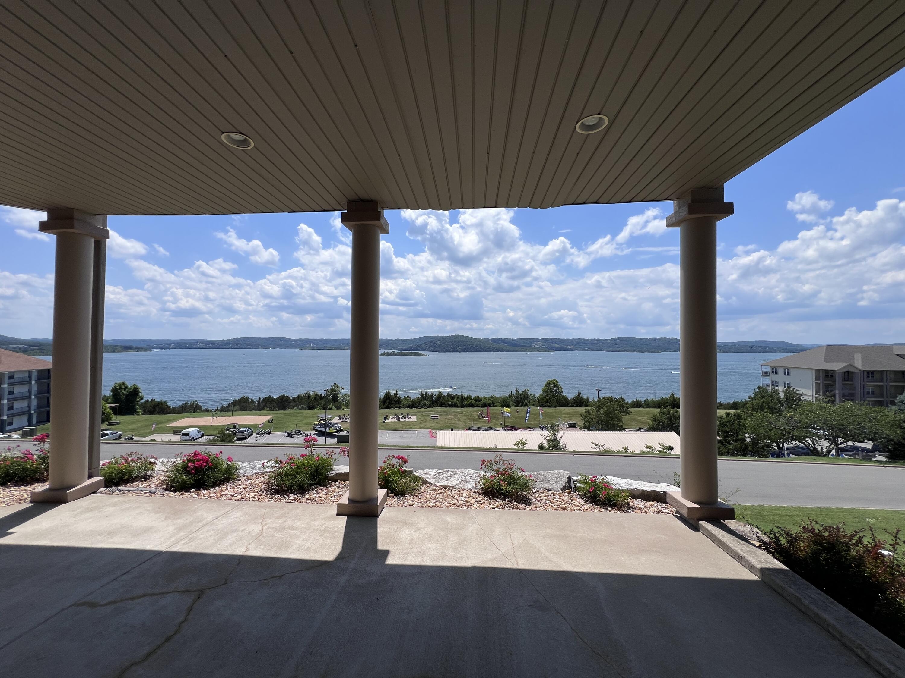 160 Villa Drive Property Photo 7